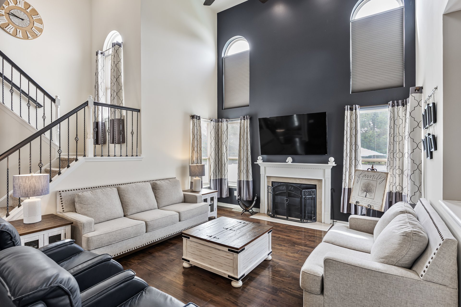 618 Stockton Dr