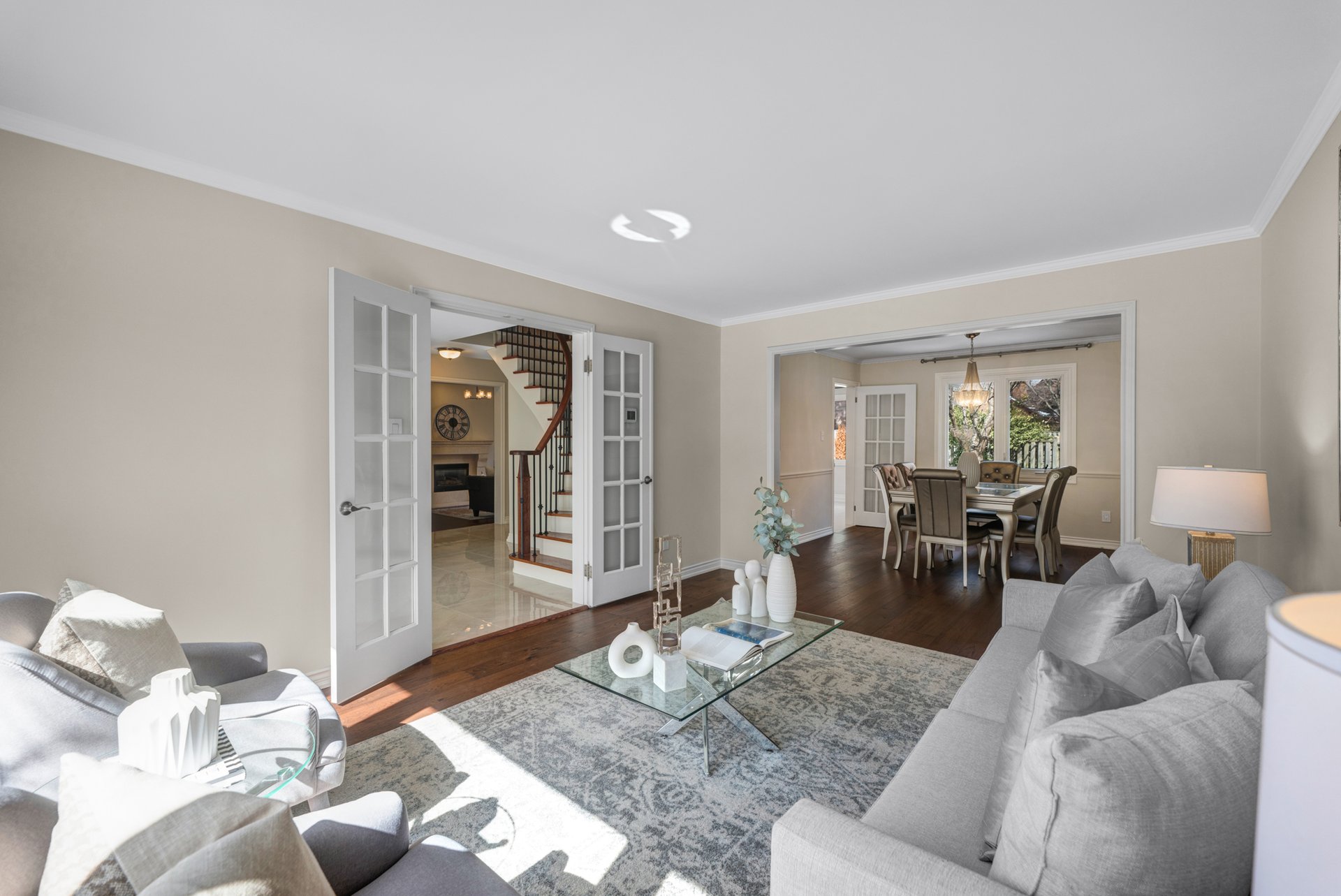 1053 Red Pine Cres