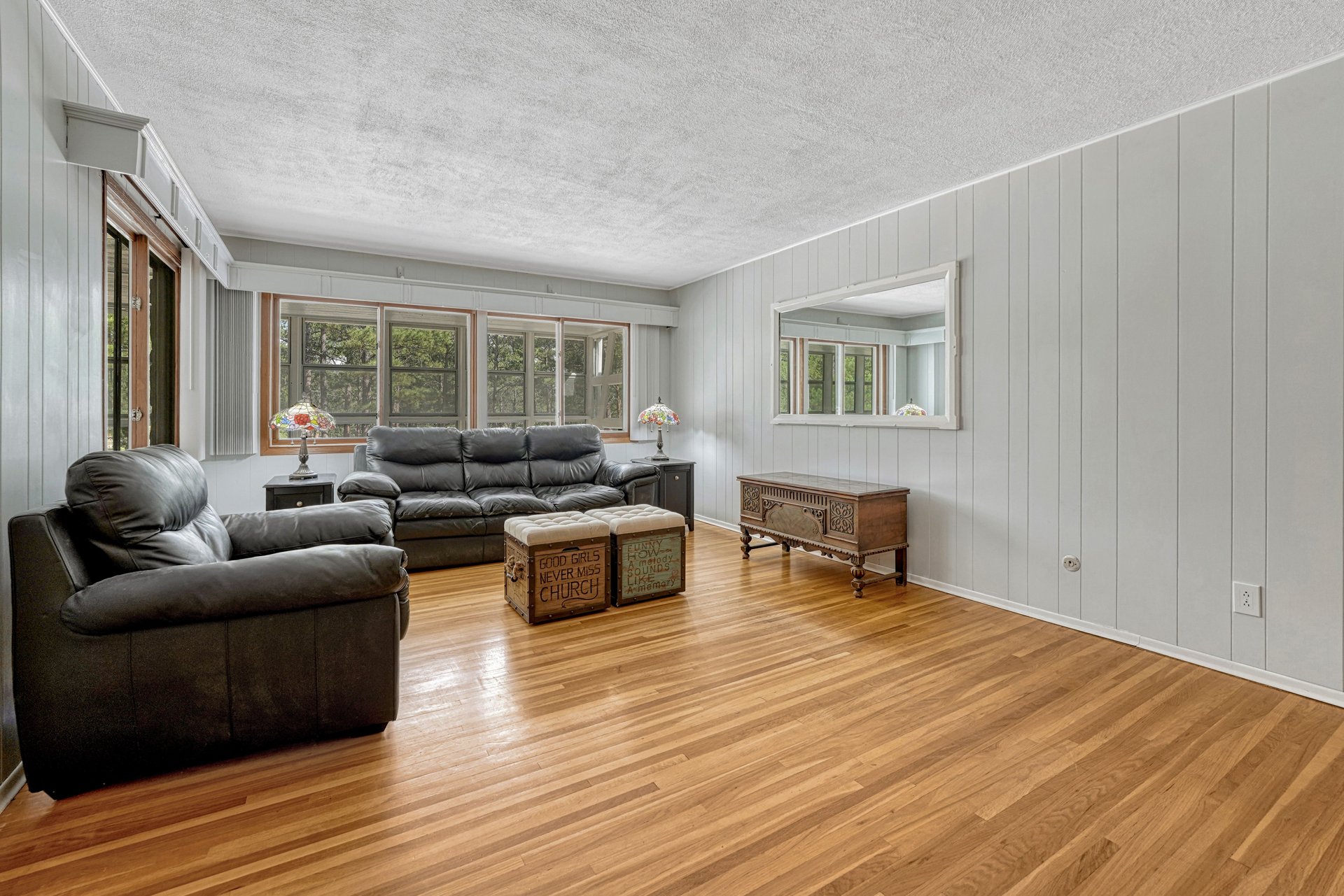 9950 Pine Park Trail