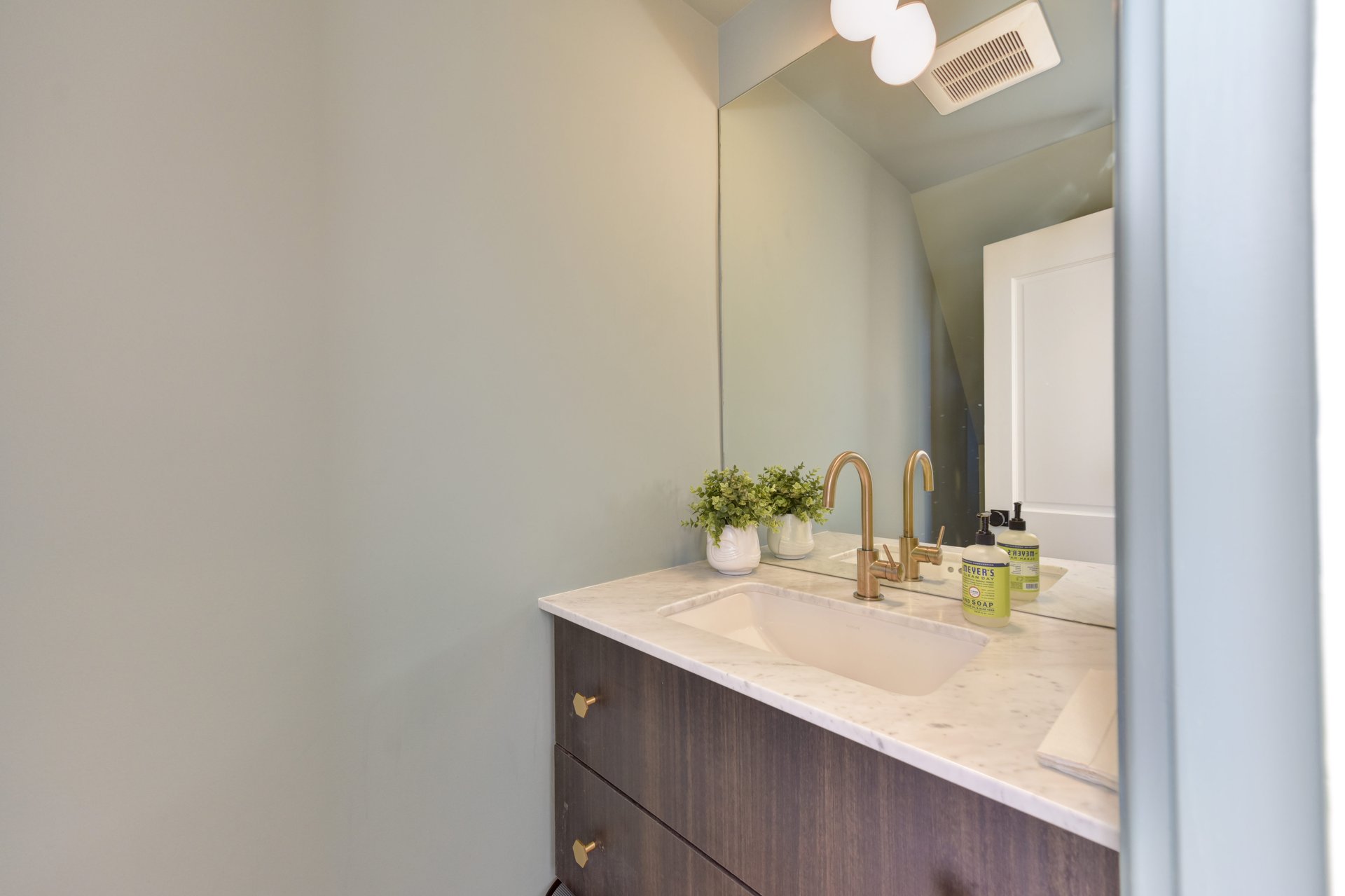 2139 N St NW, #4