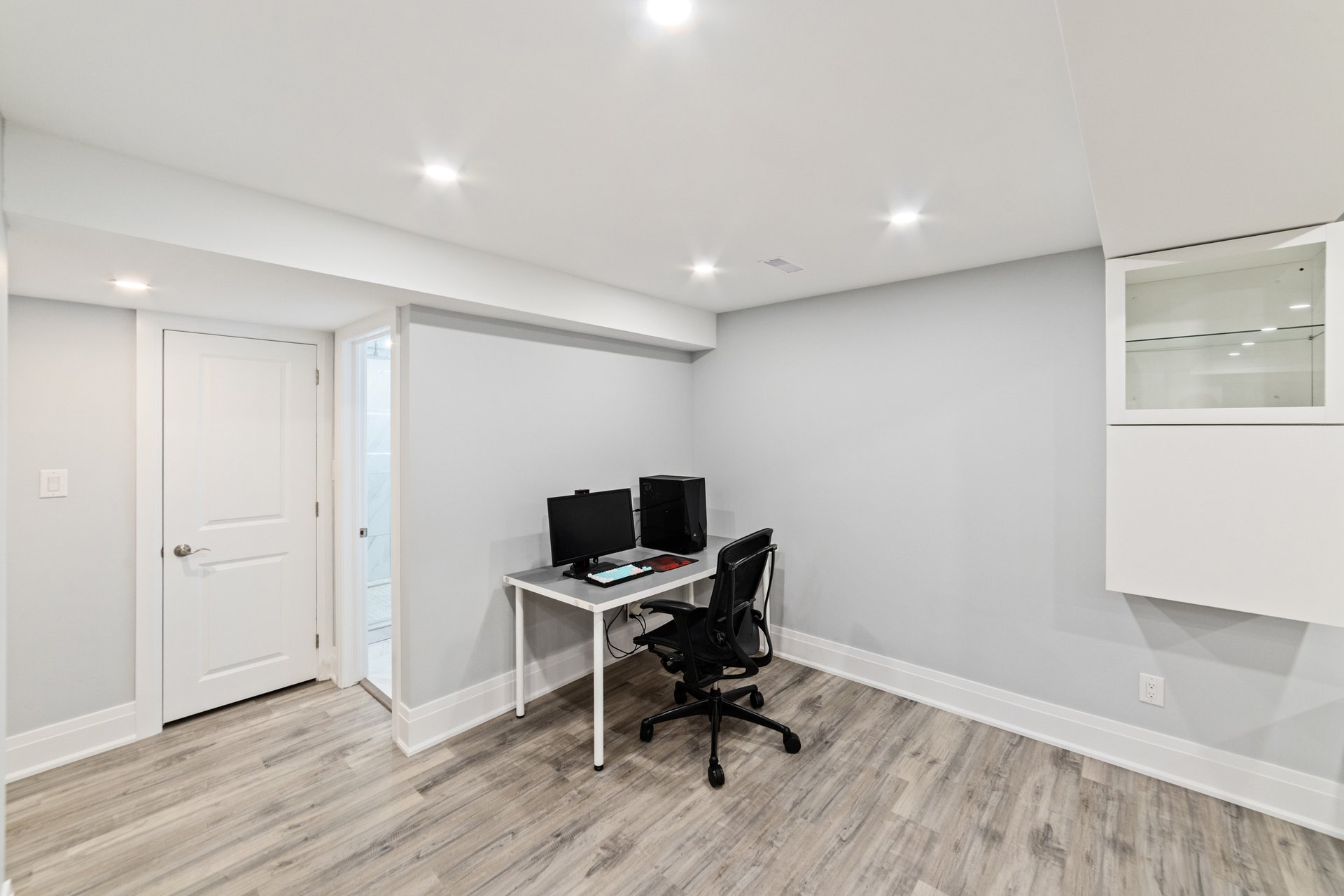 6837 Lisgar Drive