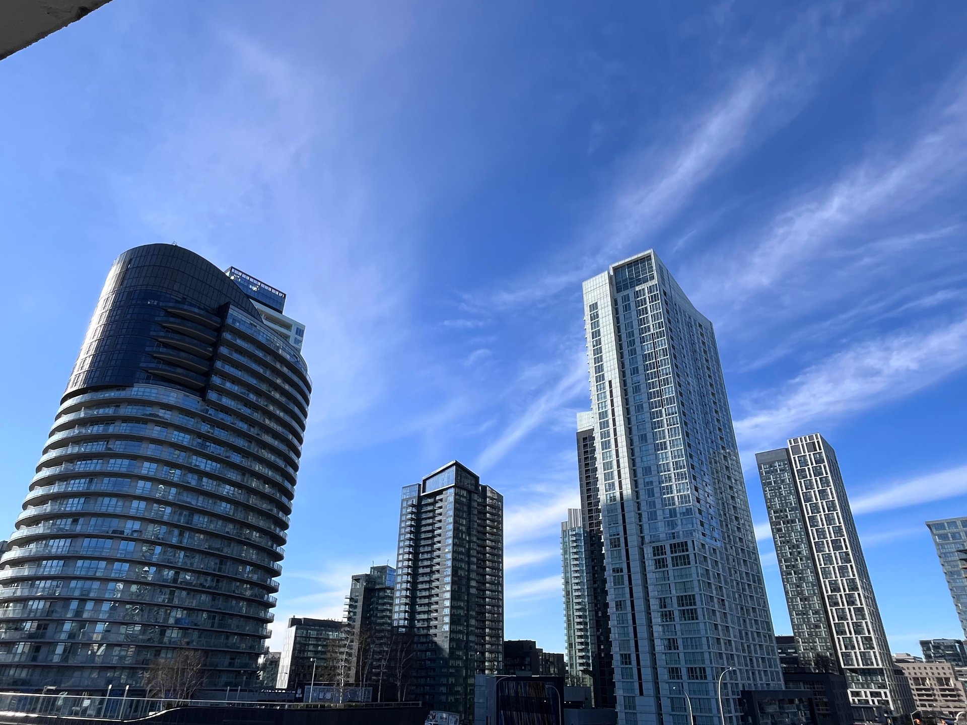 550 Queens Quay  911