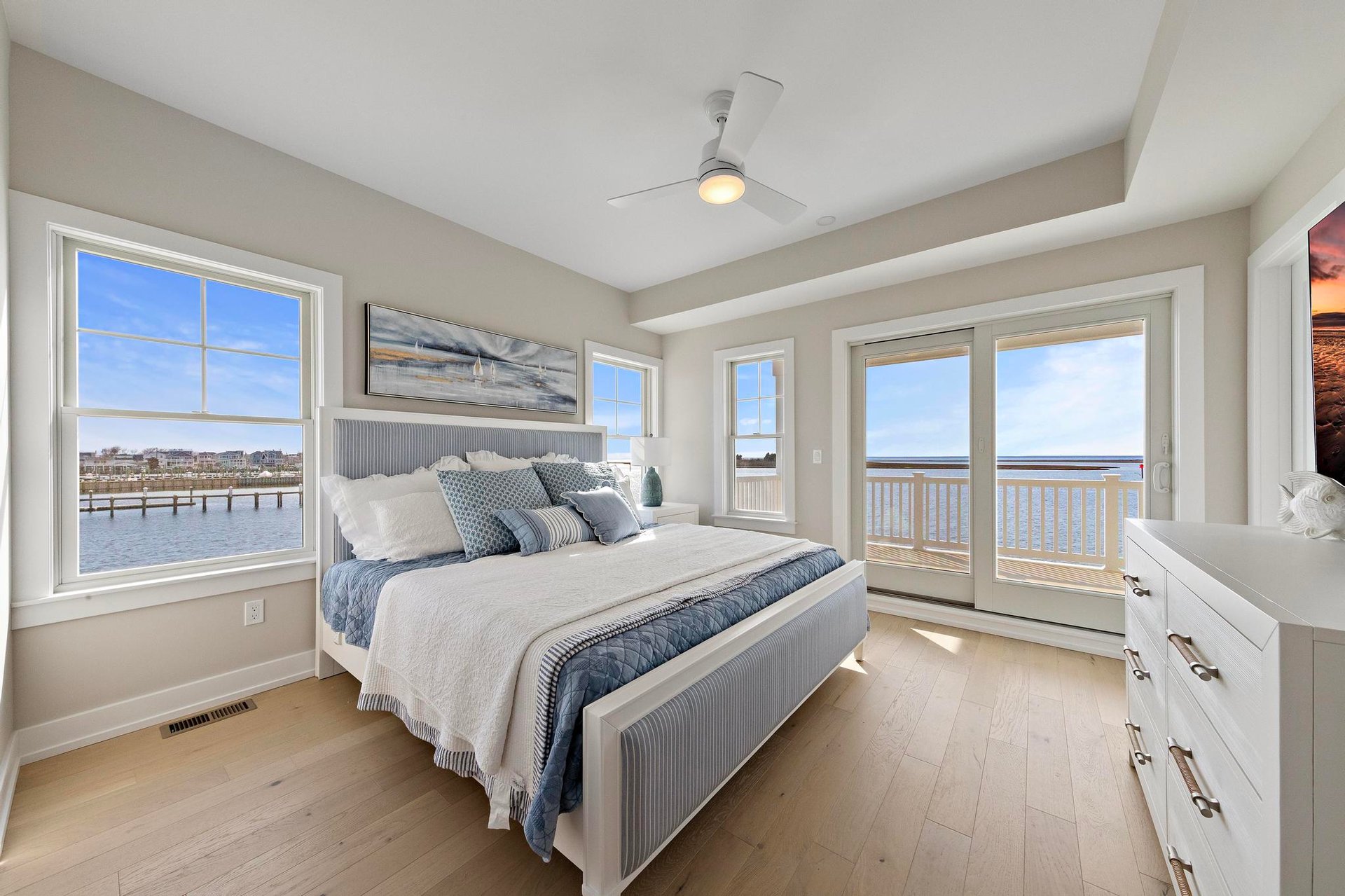 2600 Long Beach Blvd, Buccaneer Unit 13