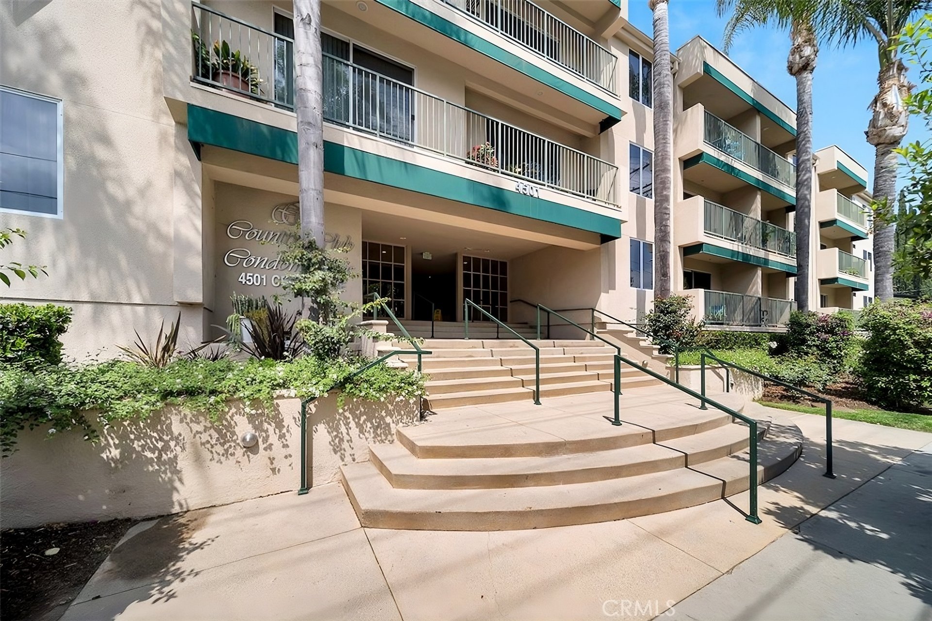 4501 Cedros Avenue #330