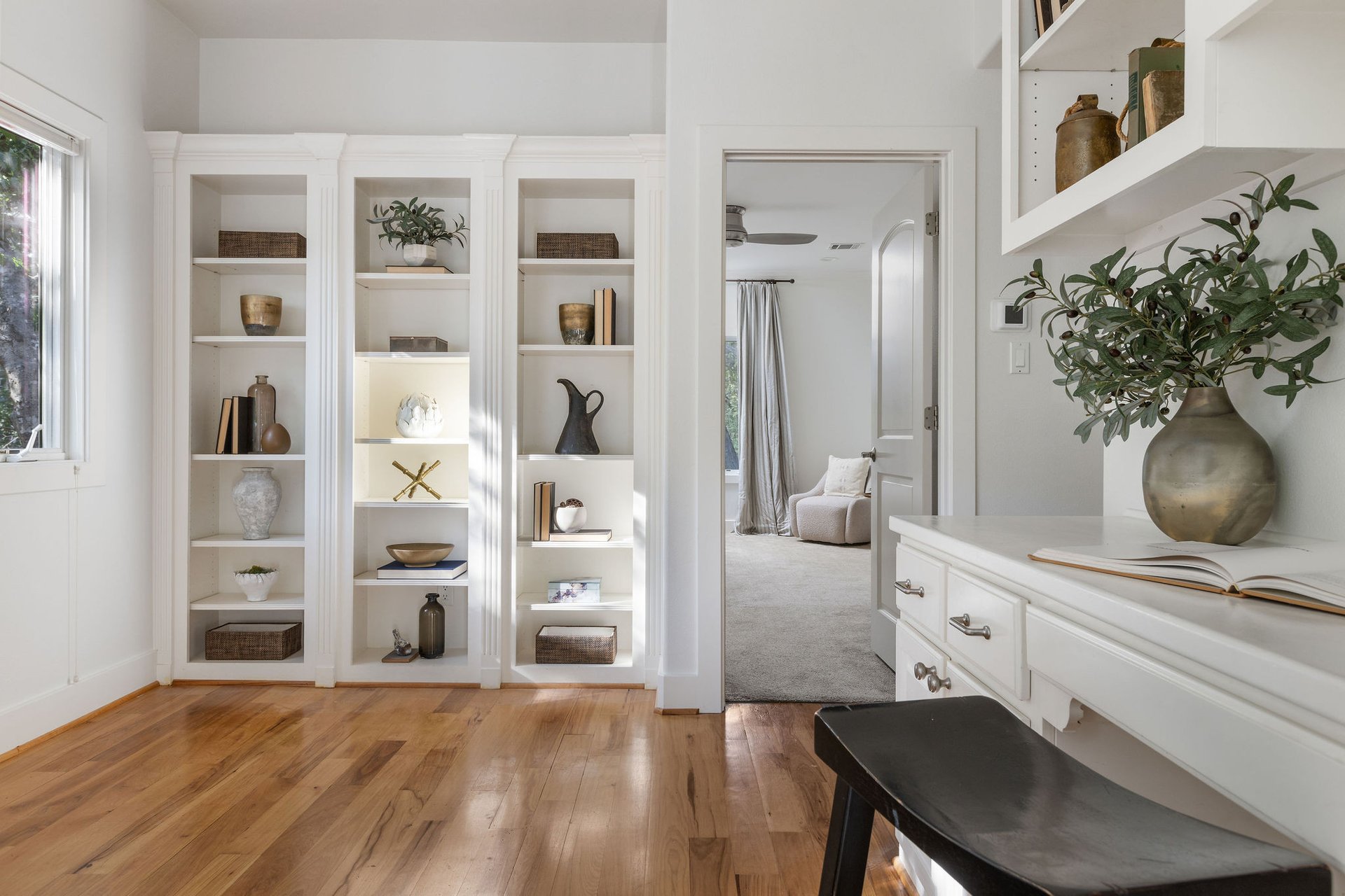 Charming Deep Eddy Retreat