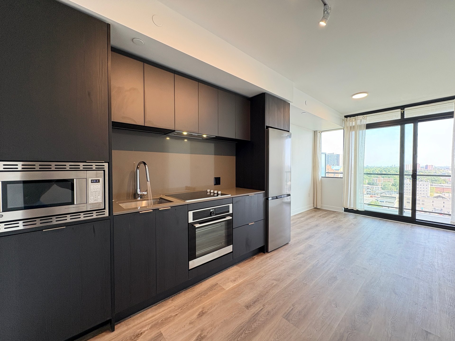 3009 Novar Road 1420