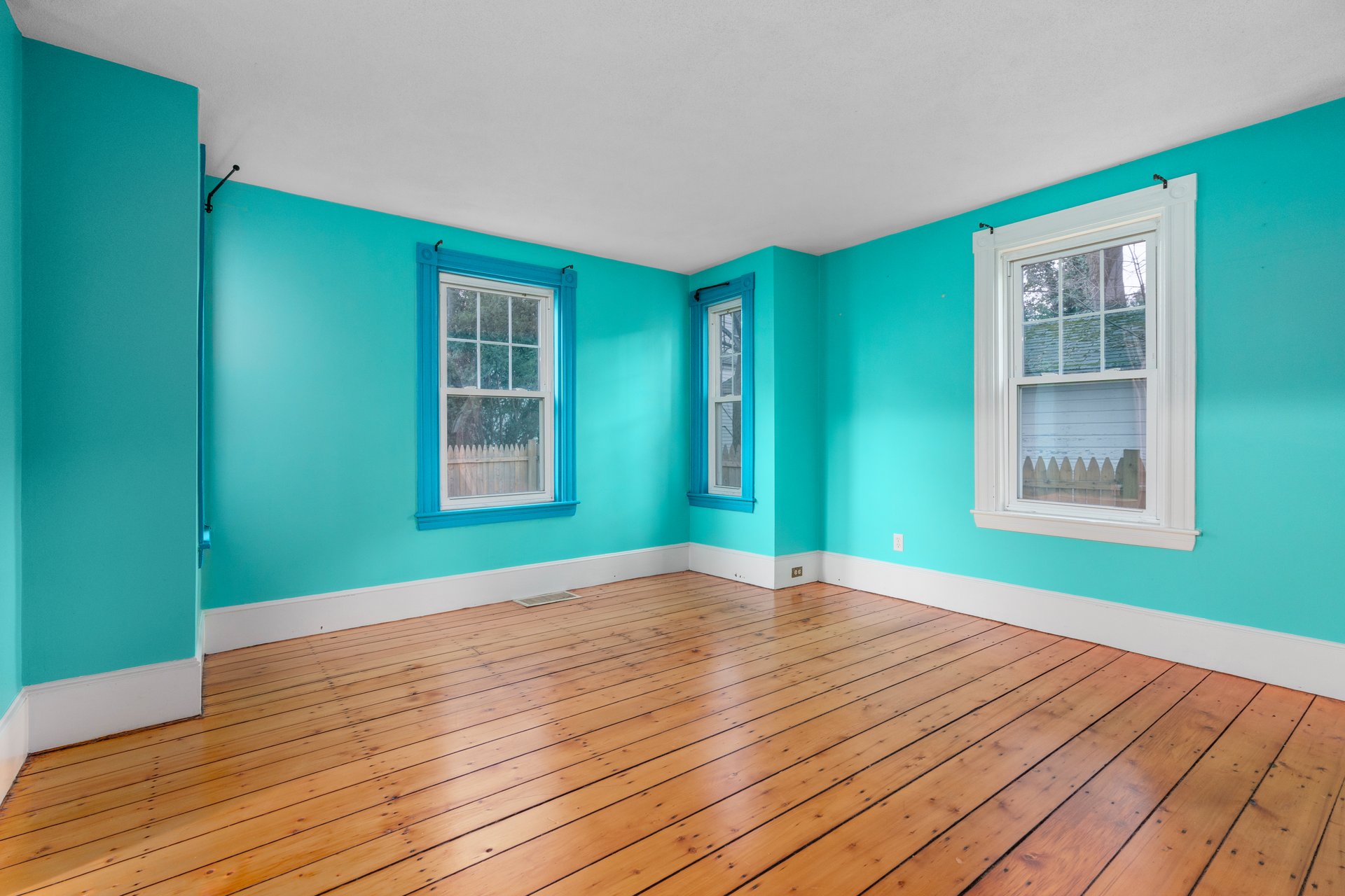 21A School St