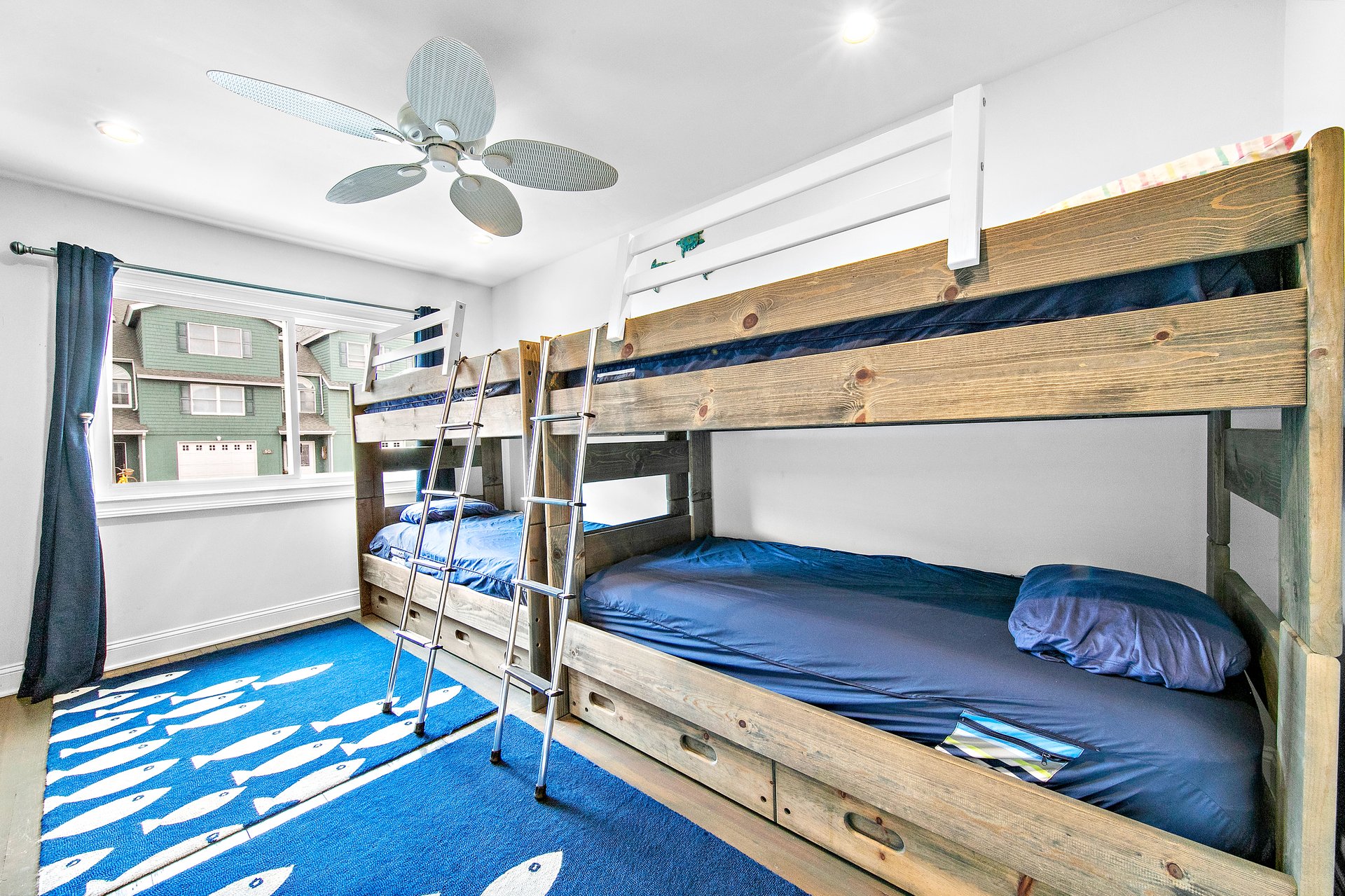 5 W Ave, Beach Haven