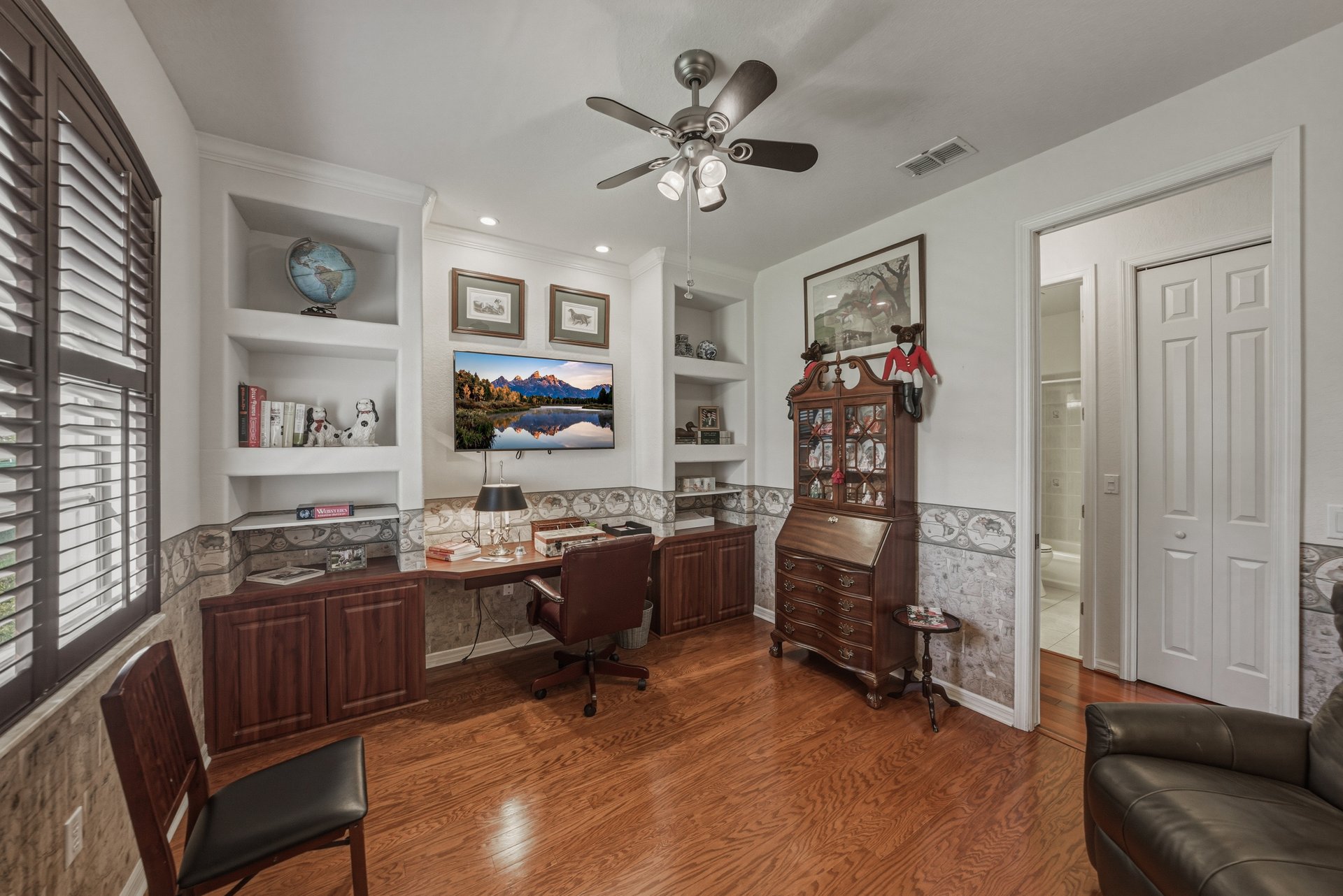 12410 WOODLANDS CIR
