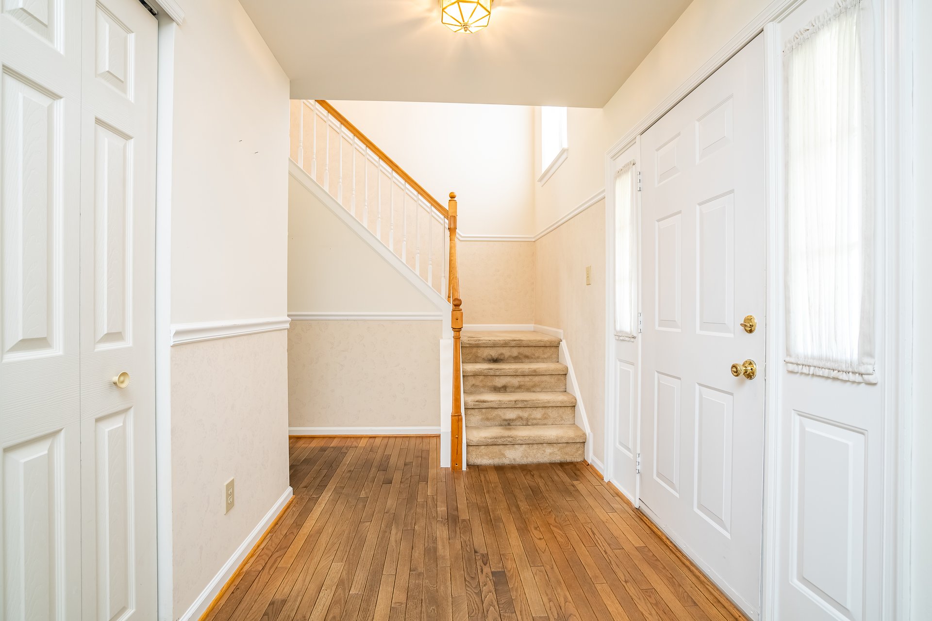 1247 Colonial Drive