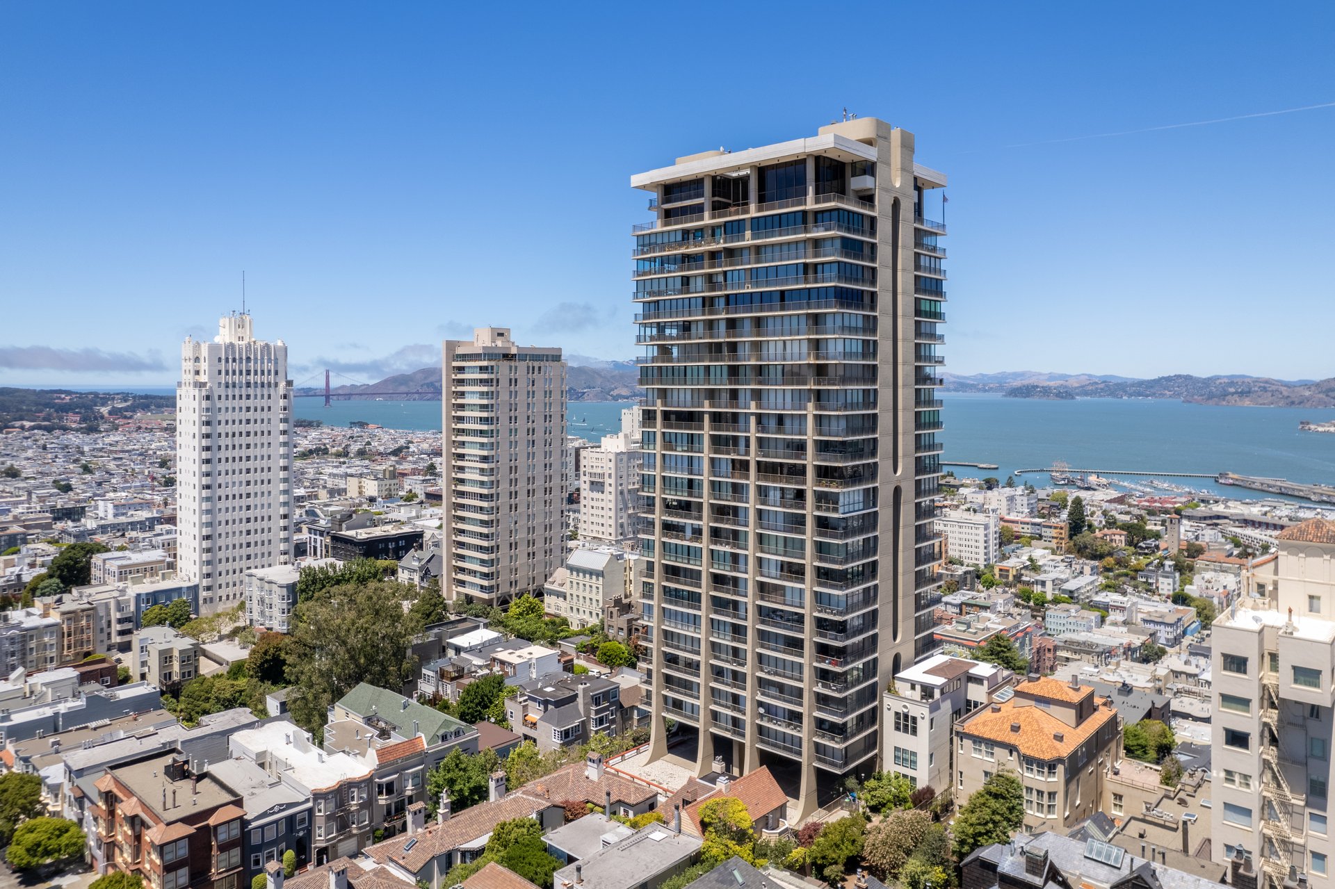 Updated Russian Hill View Residence