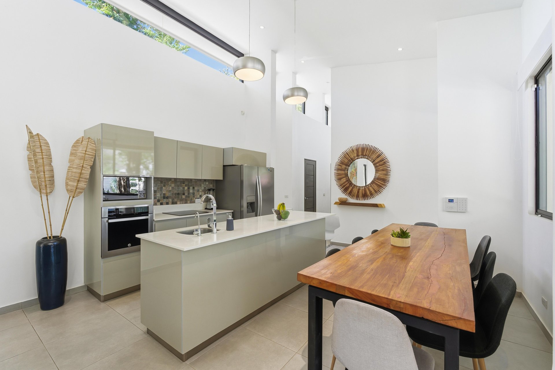 Casa Oasis | Modern Tropical Living Minutes from Tamarindo