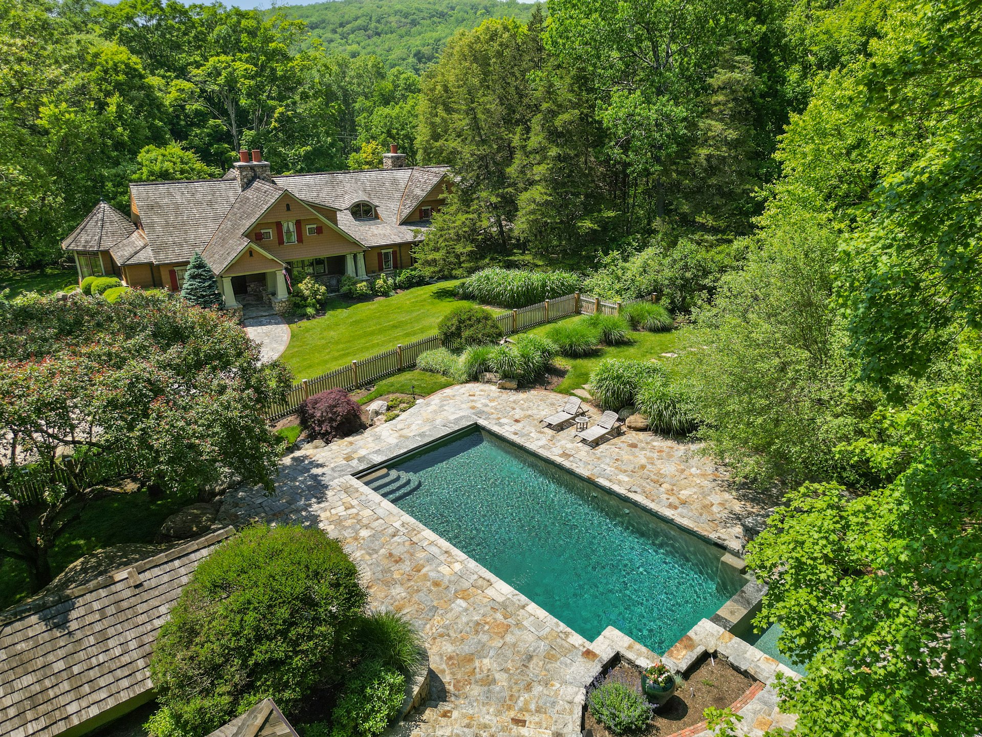 54 Old Stone Hill Road