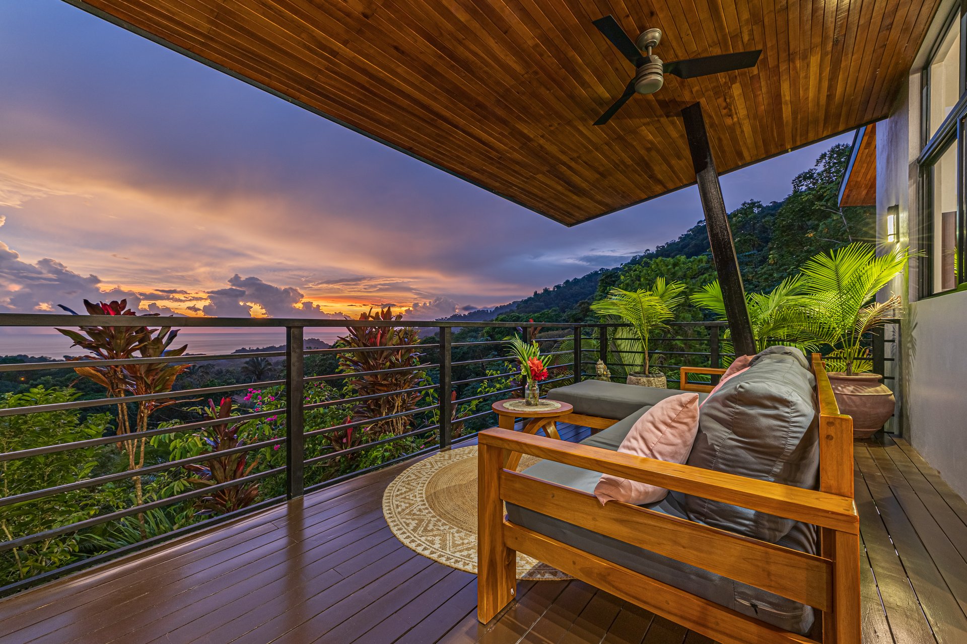 Casa Markissa – Luxury Oceanview Villa with Proven Rental Income.