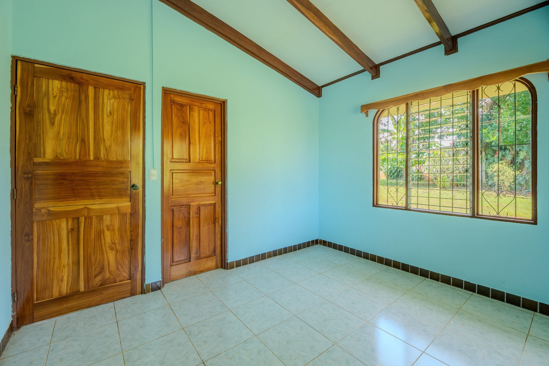 Vista Serena, beautiful House surrounded by nature in Villa Nueva de Quepos