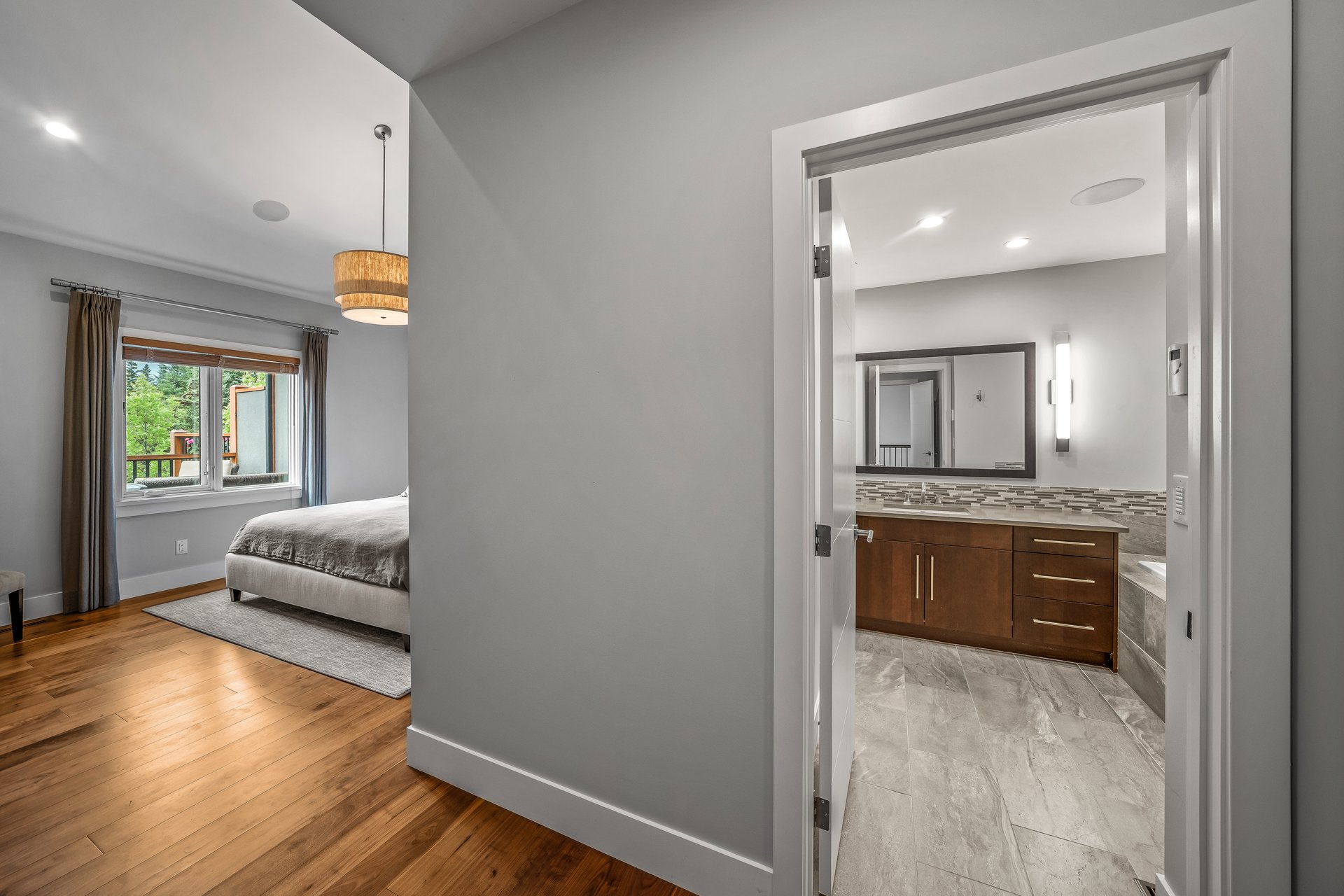 19 Creekside Mews
