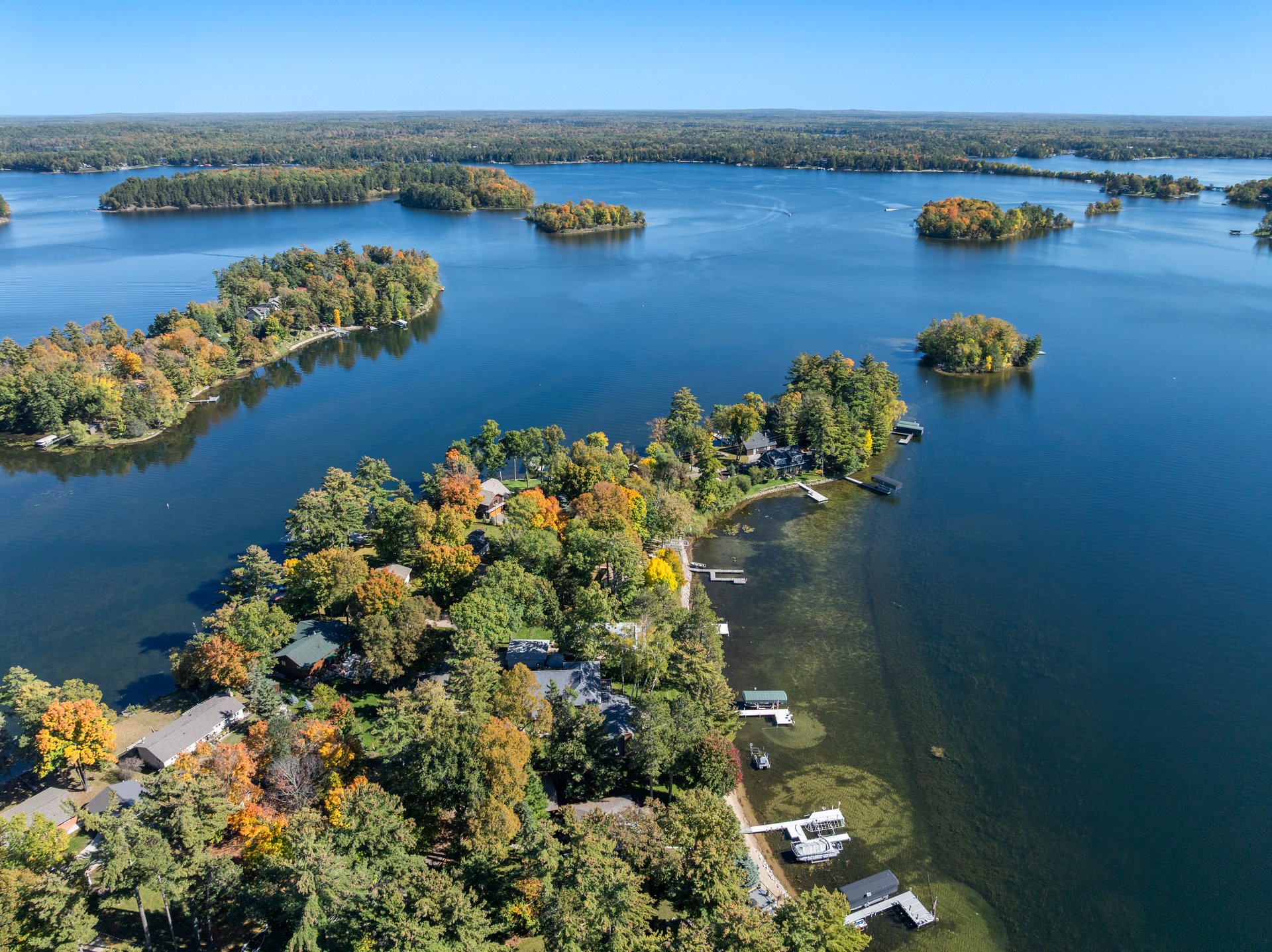 Charming, Southfacing Cabin with Sandy Beach on the Whitefish Chain