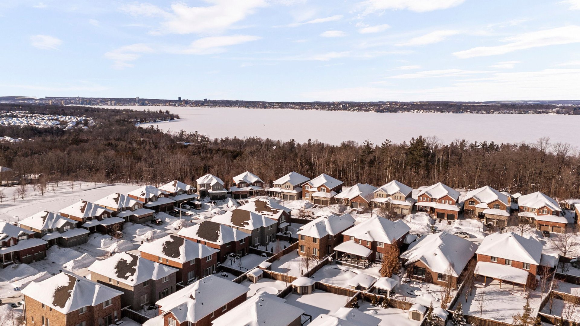 120 Jewel House Lane, Barrie