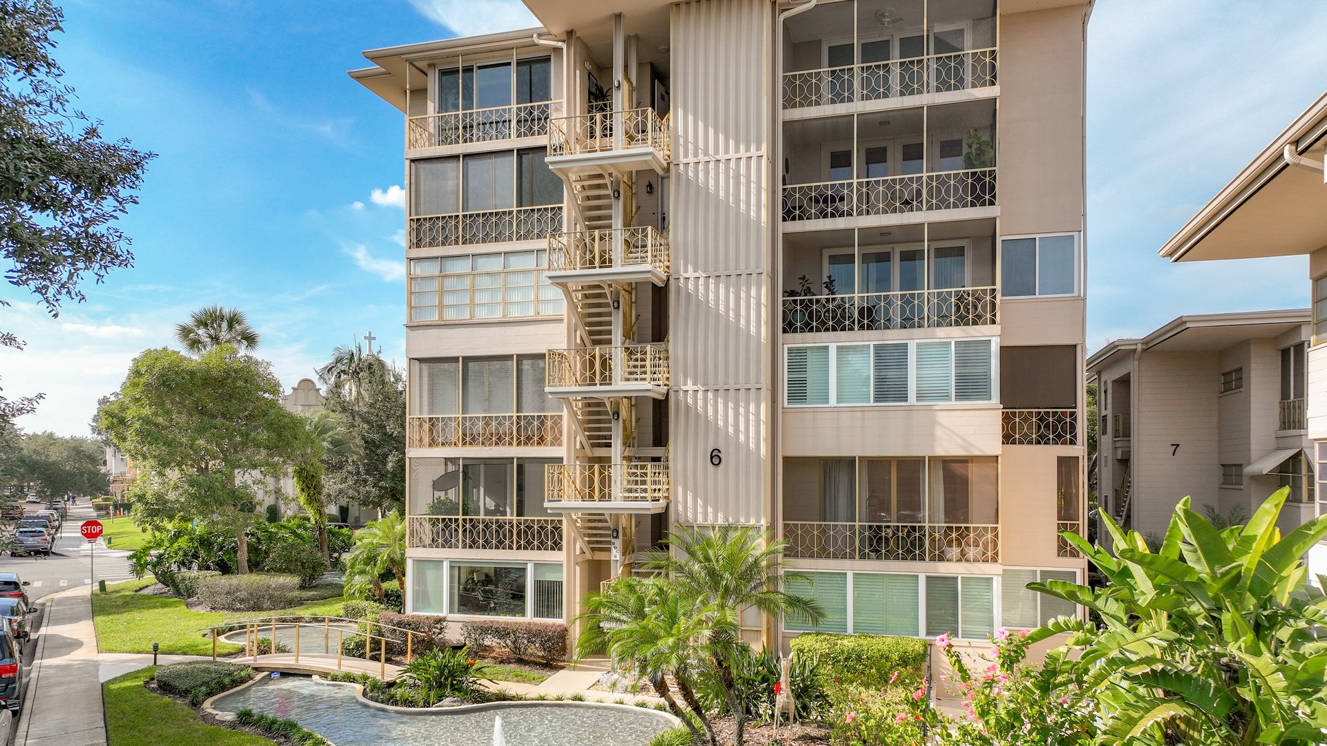 Downtown Winter Park Pied-à-Terre at Whispering Waters 