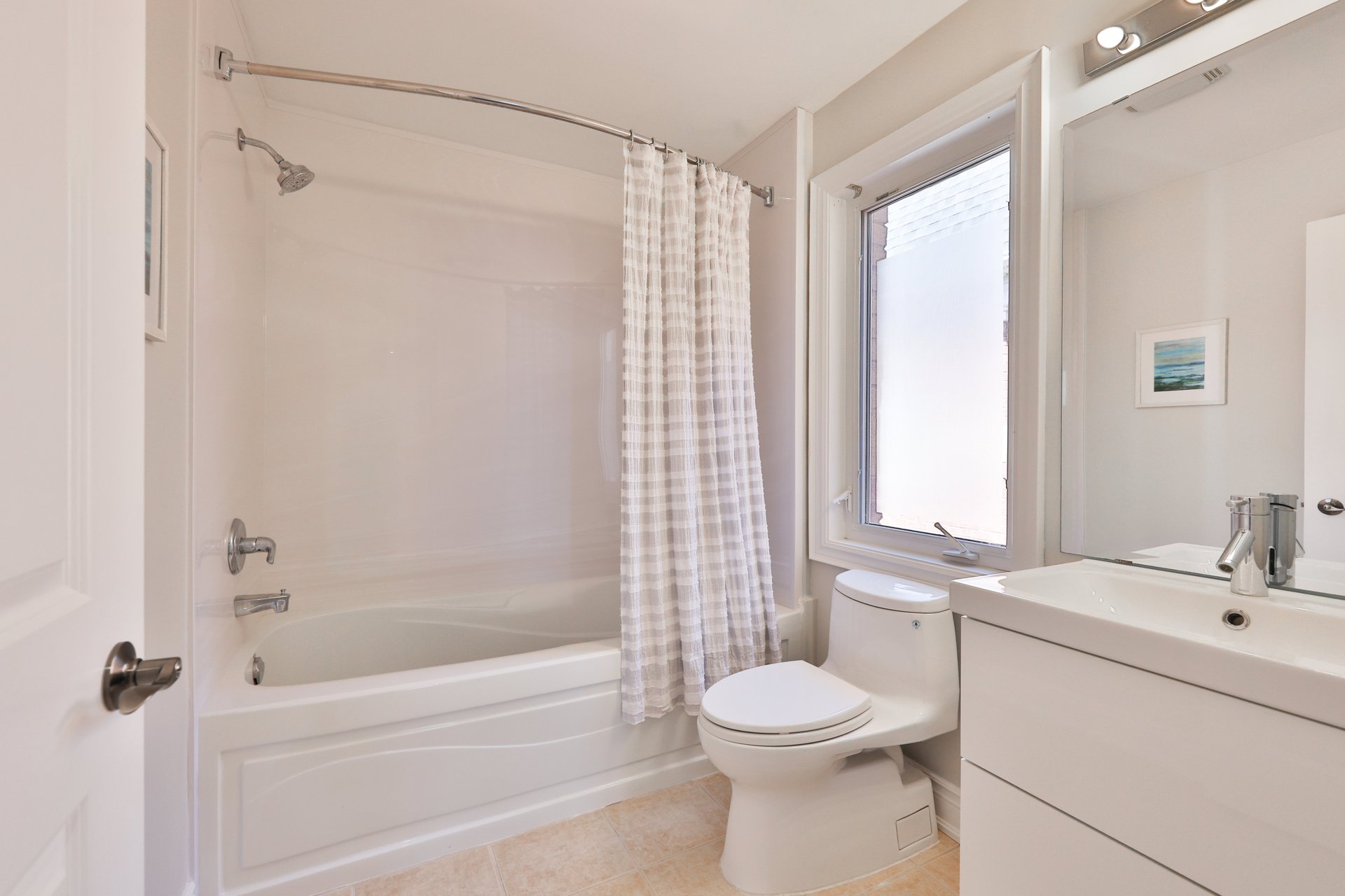 8-120 Bronte Road, Oakville 