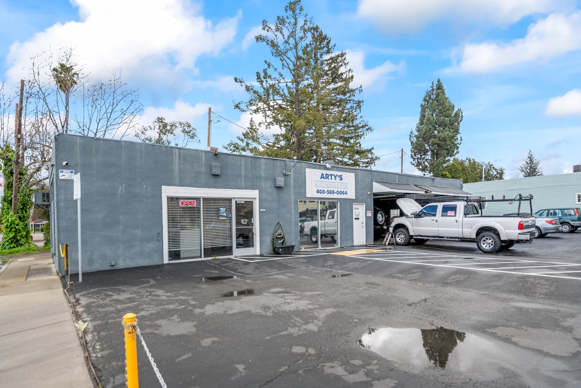 1,800 SF Auto Repair Bldg. For Sale in Campbell