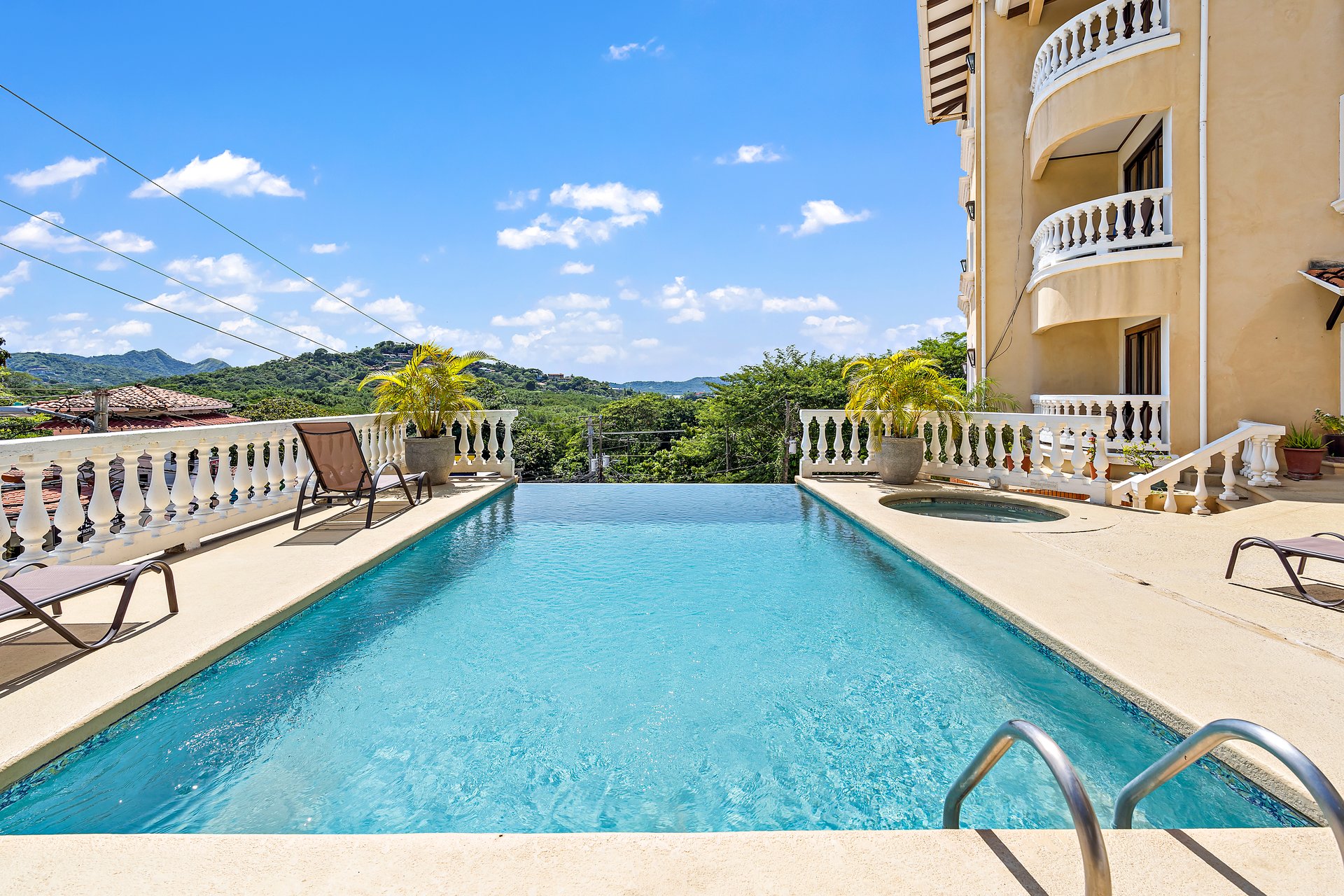 Flamingo Marina Real Penthouse 133 | Ocean View Penthouse Steps to the New Flamingo Marina, to 2 Beaches and in the Heart of Everything!