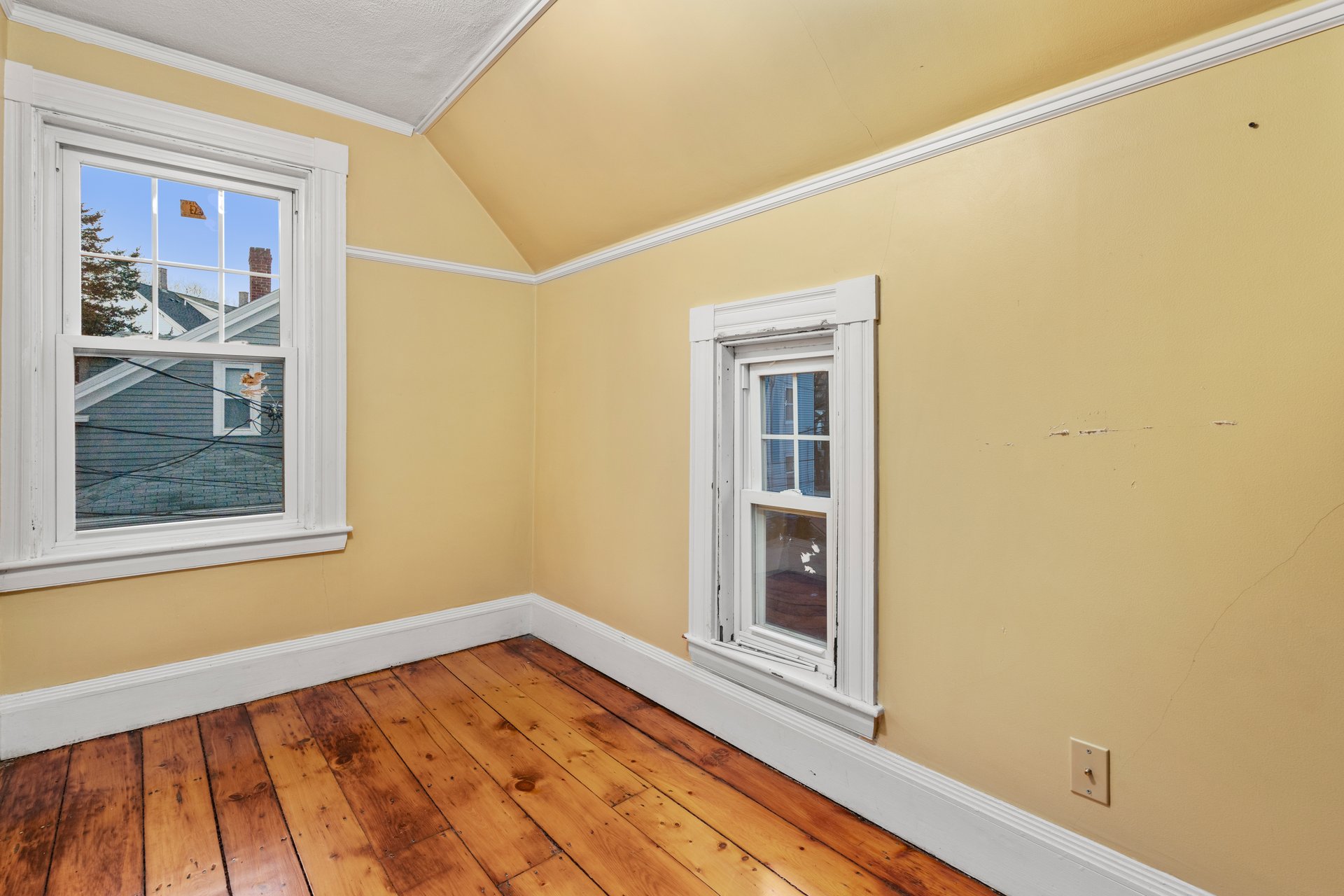 21A School St
