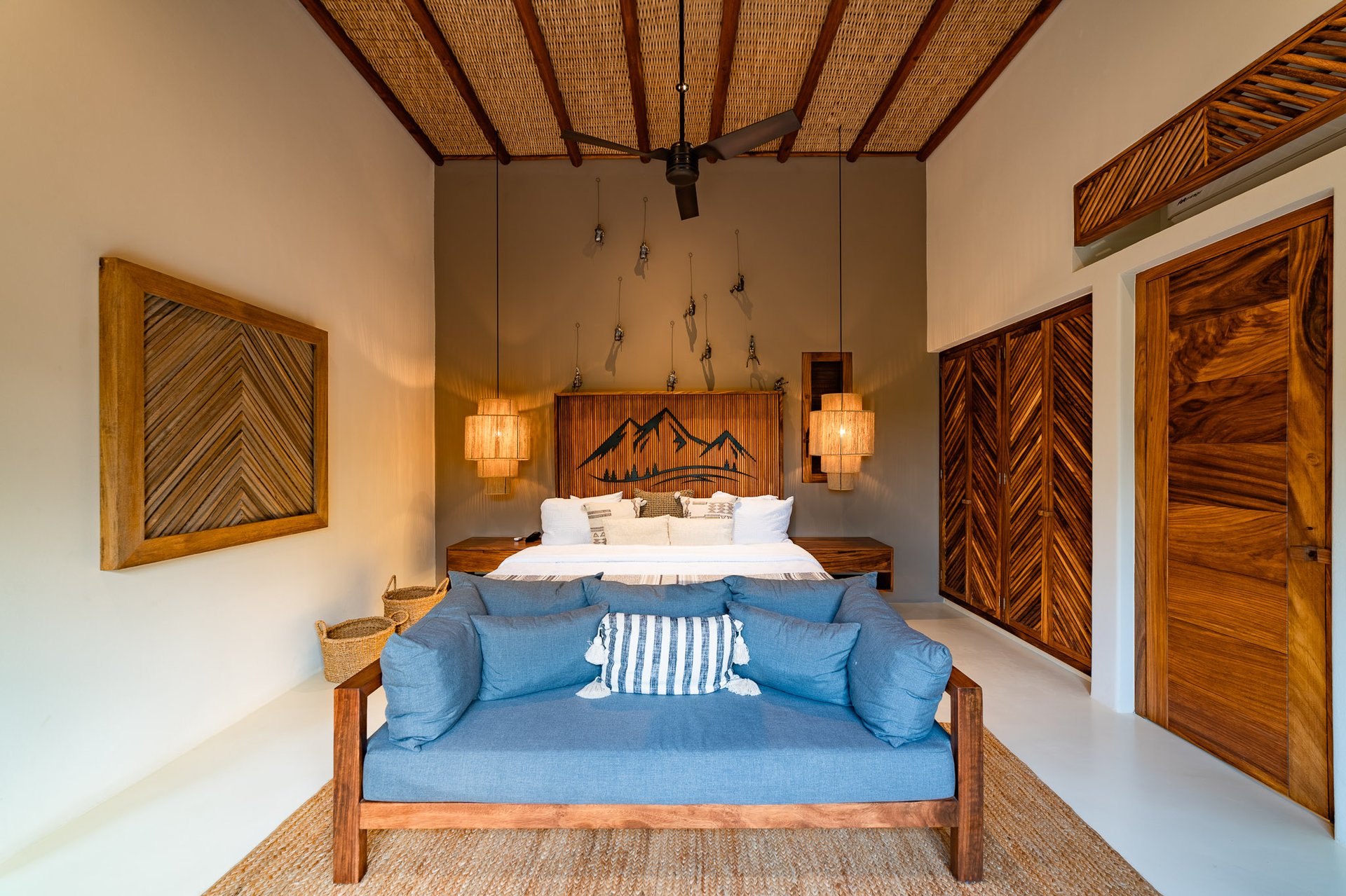 4 bedroom, Single Family Homes, Villa SOLERI 