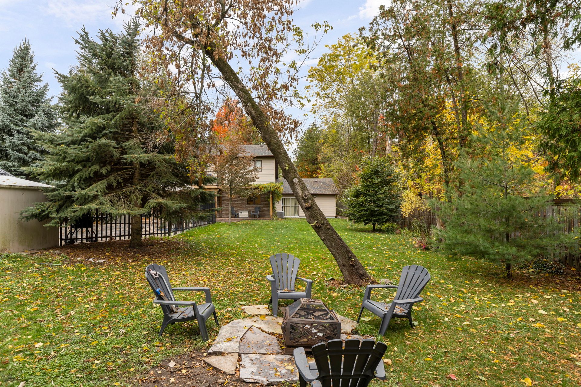 381 Cox Mill Road, Barrie