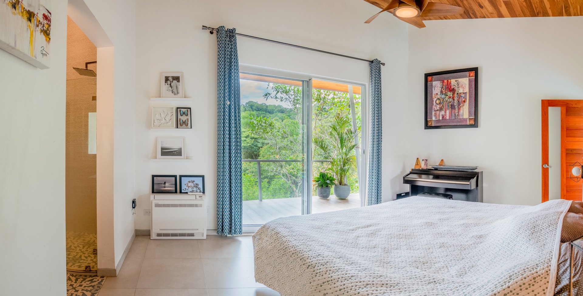 Year Round Sunsets at this Beautiful House + Guest House