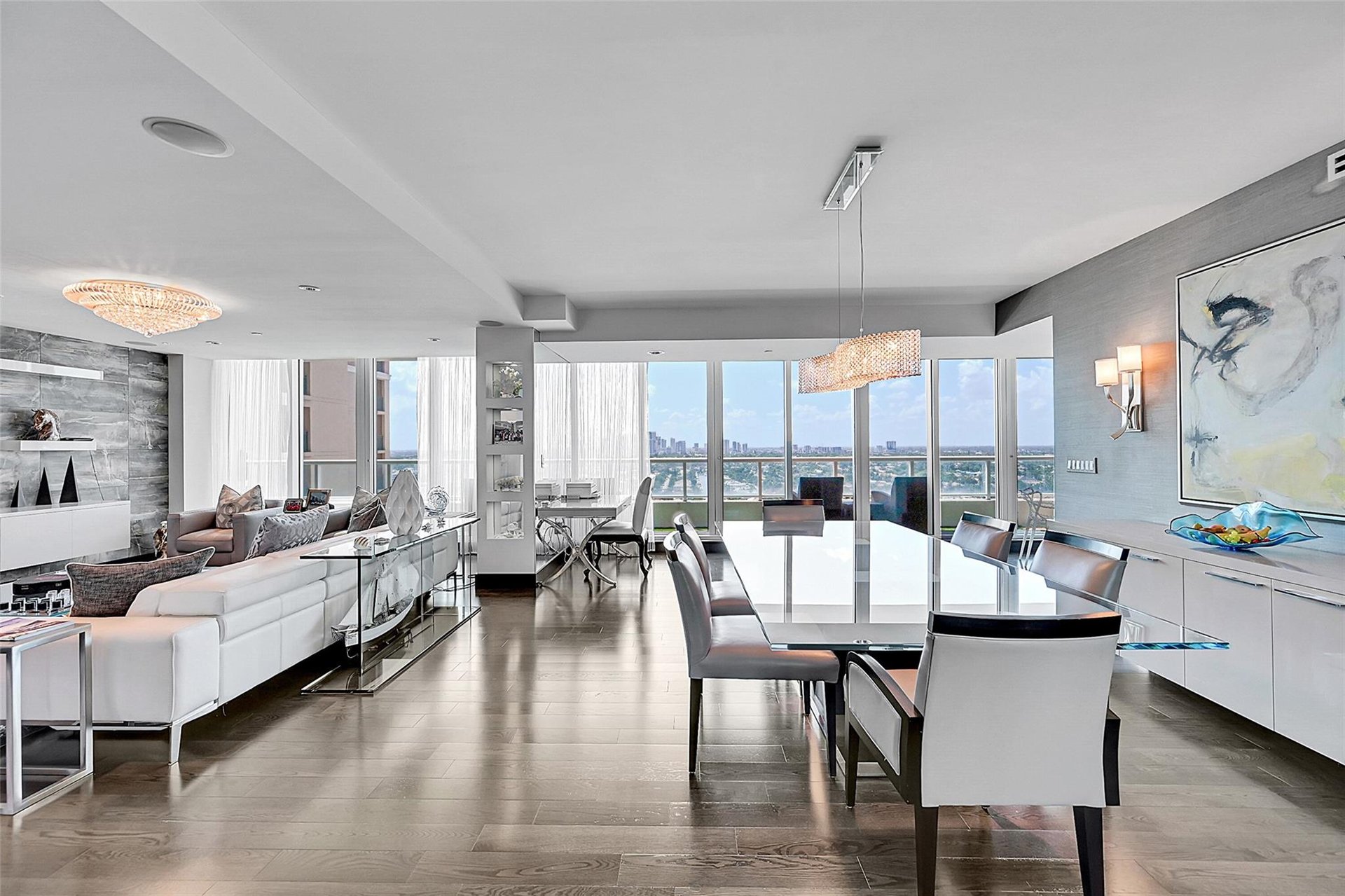 1 N Fort Lauderdale Beach Blvd 1905