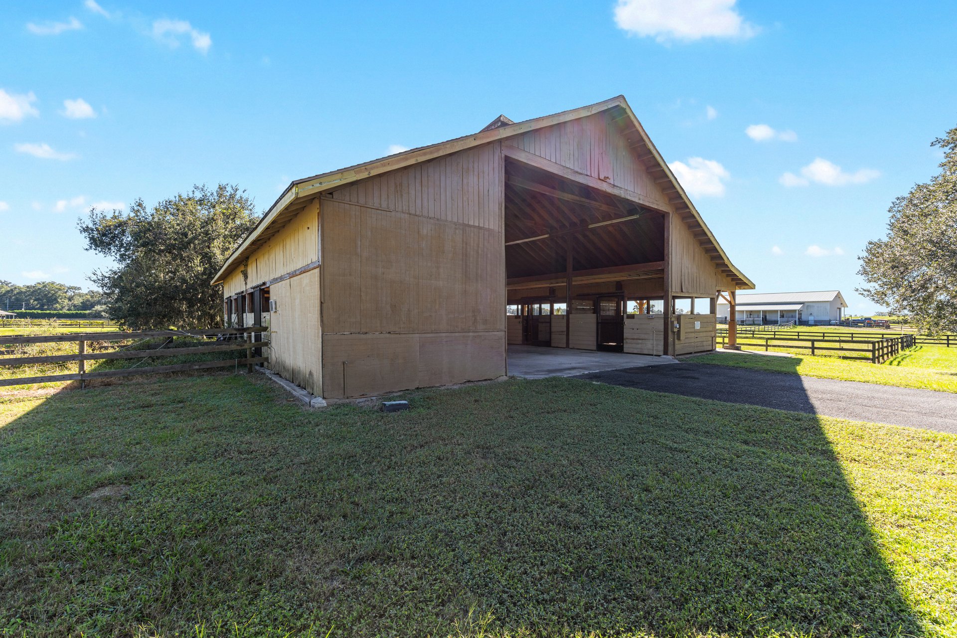 997 NW 63rd Ct