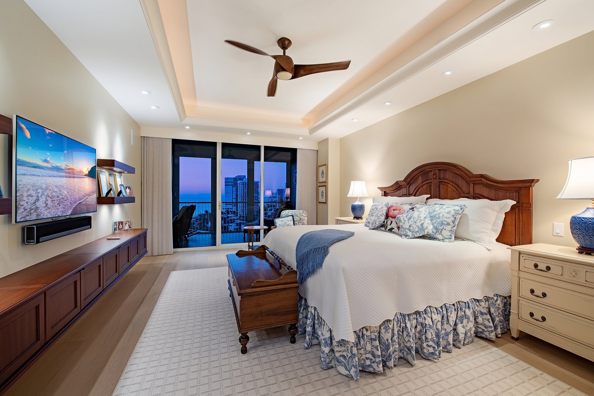 4501 Gulf Shore BLVD N 1203