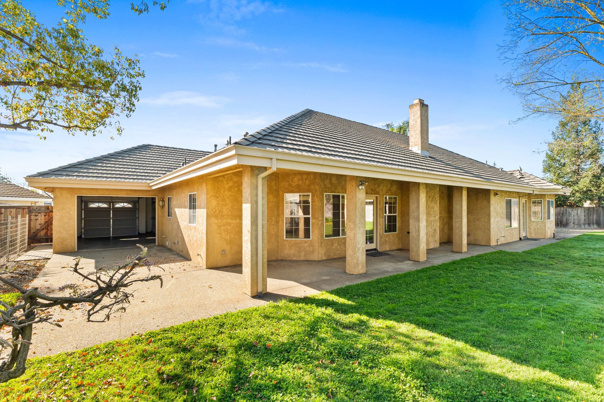 917 Corral Place