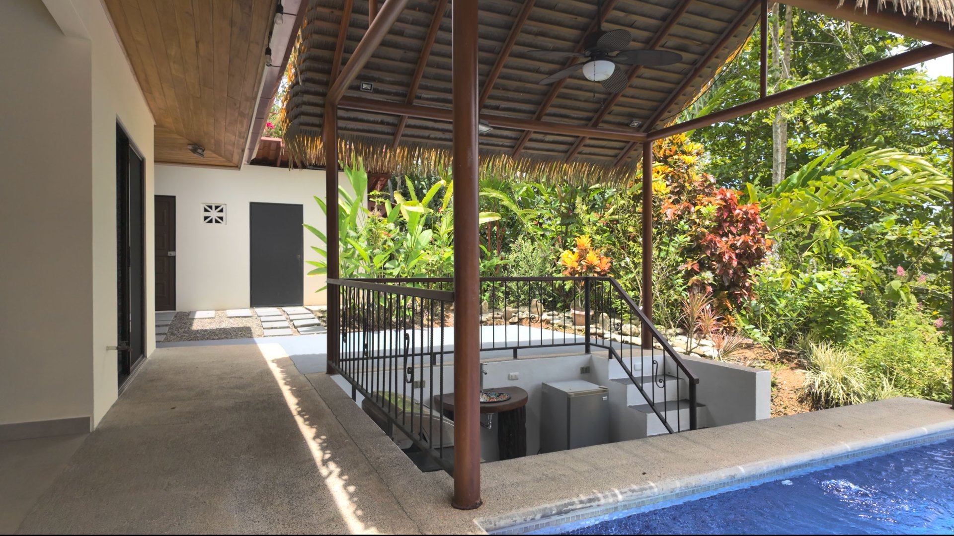 Private Rainforest Retreat Just Minutes from Dominical