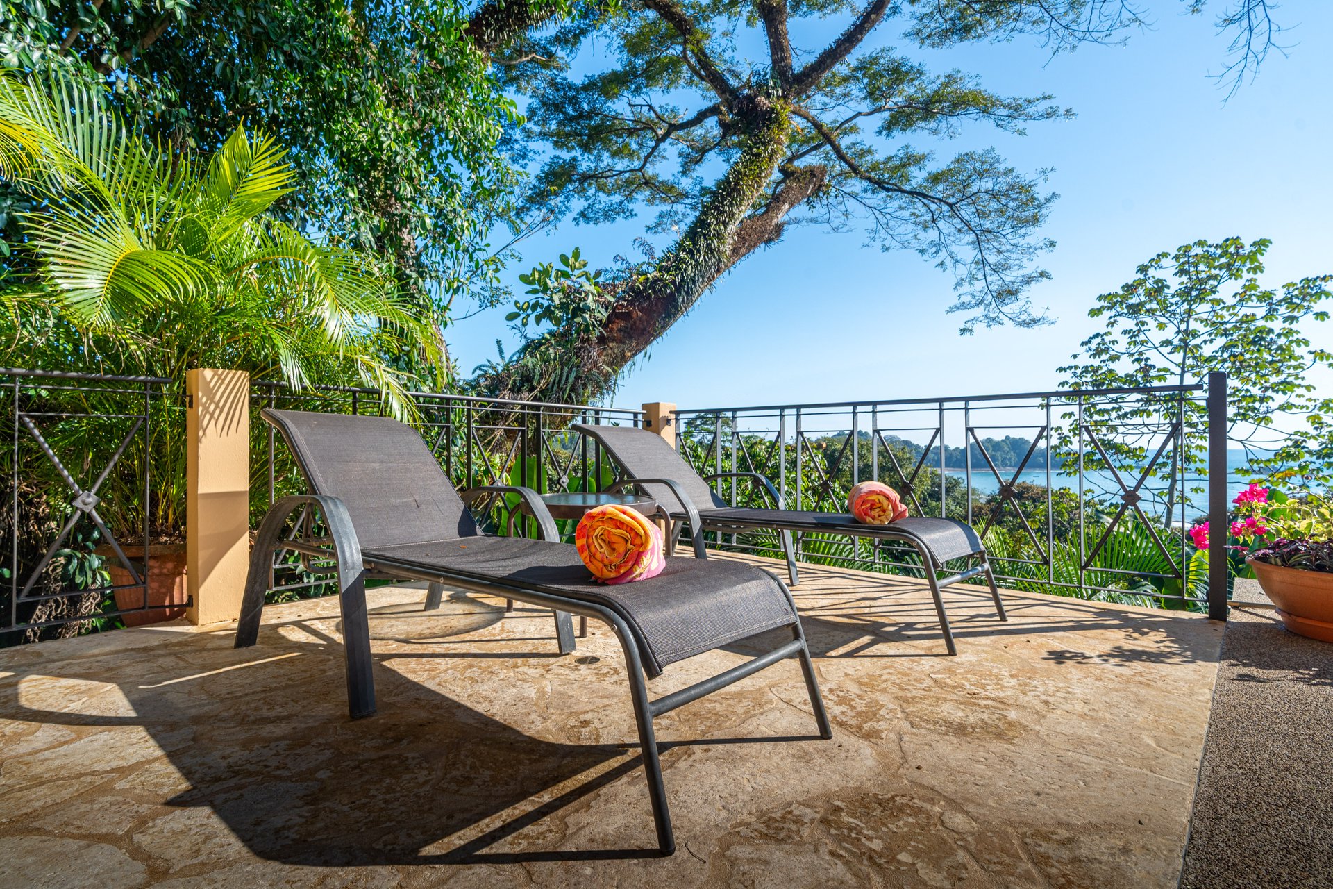 Canto Del Mar, Villa 3, Front Ridge Full Sunset Ocean and Jungle Views!