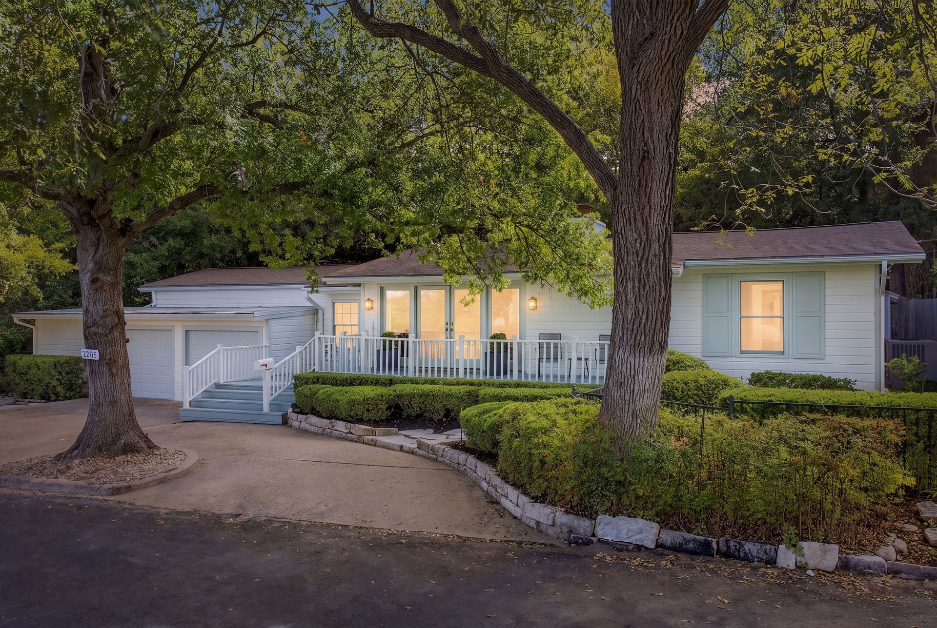 2205 Scenic Drive