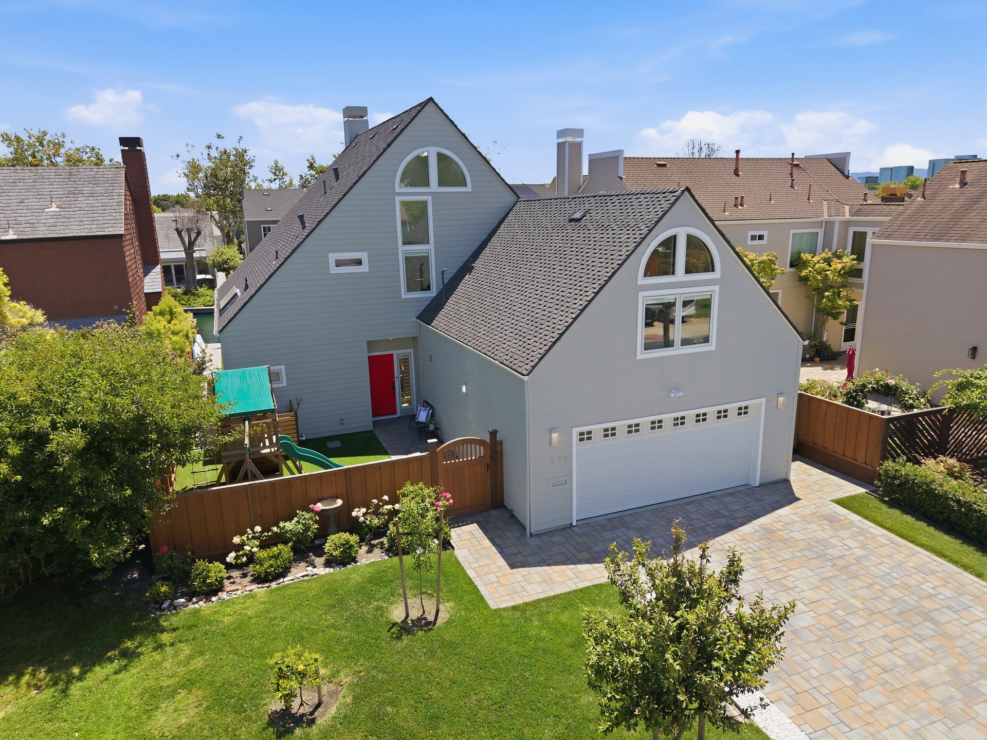 609 Waterbury Lane