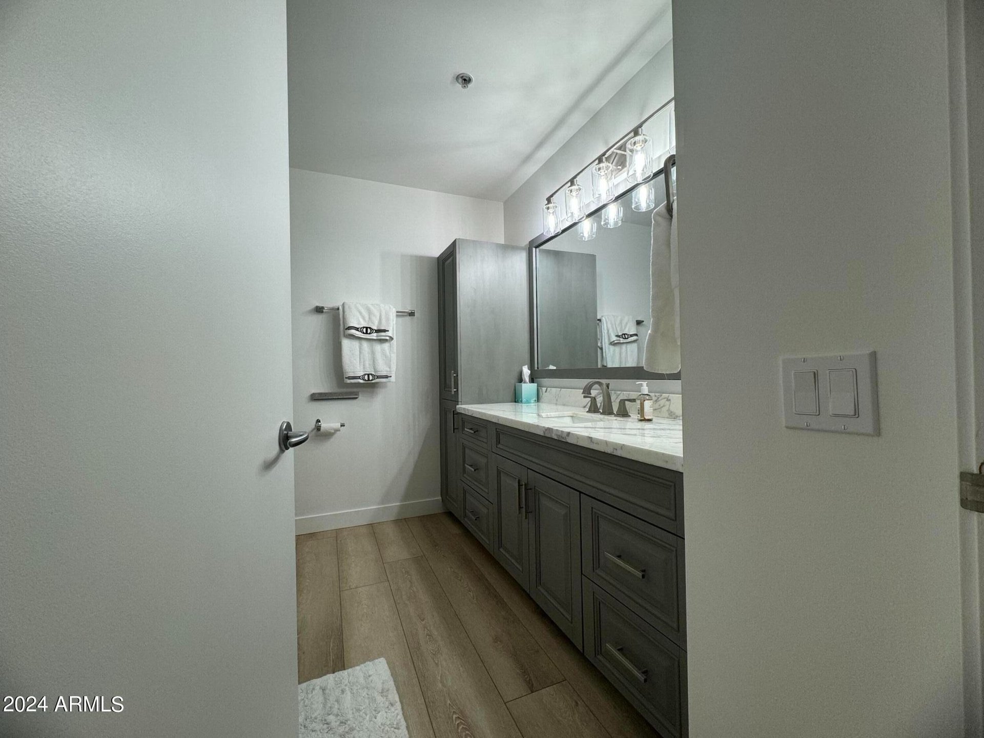 7141 E Rancho Vista Dr, #3011