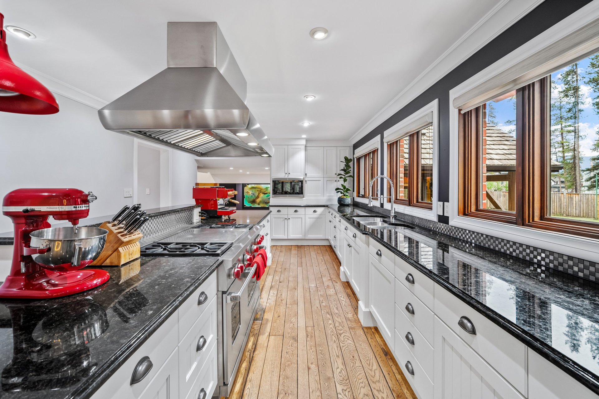 AUCTION BIDDING OPEN: Bidding ends December 17th | 5 Woodside Lane