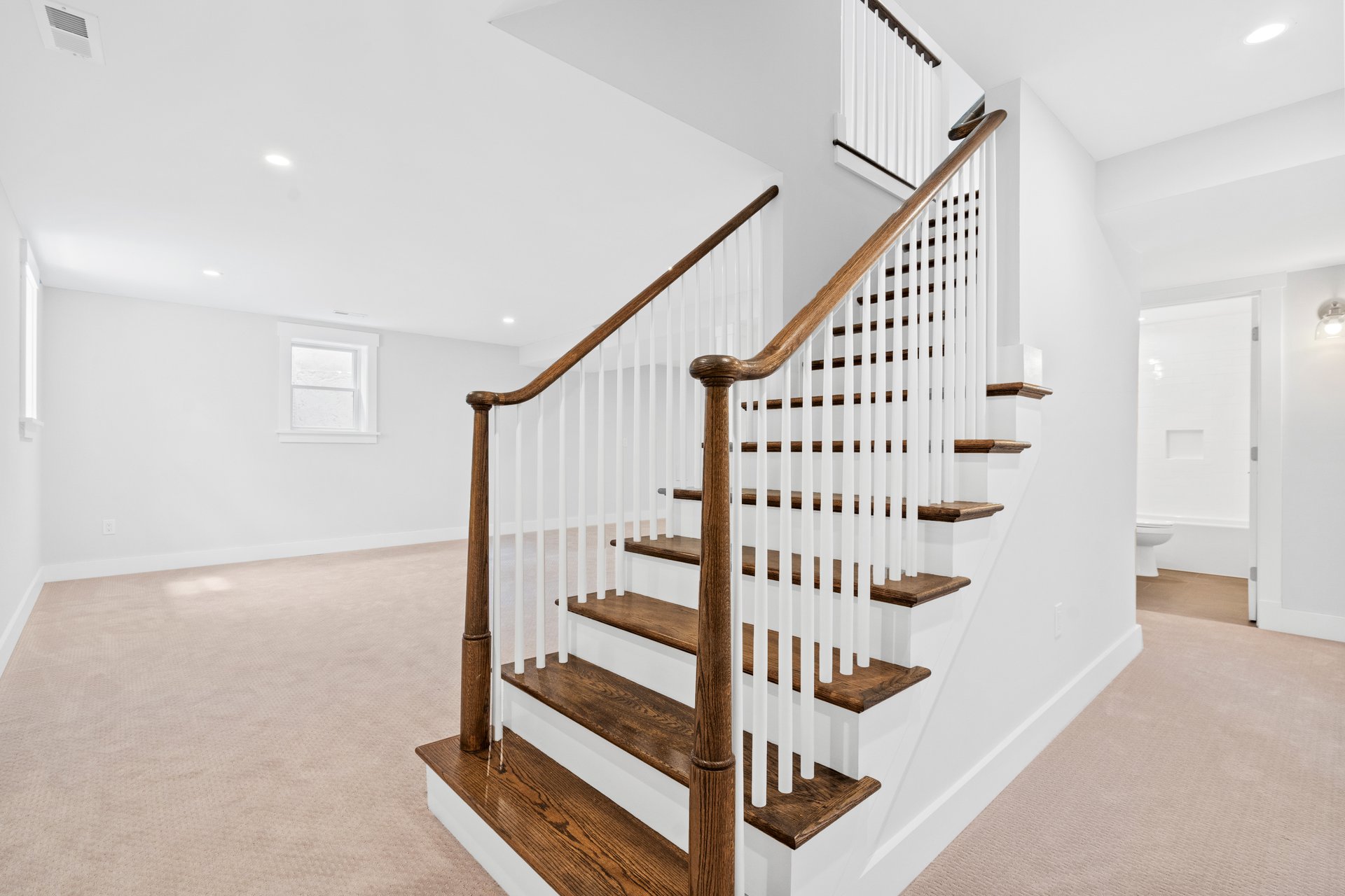 5952 Searl Ter