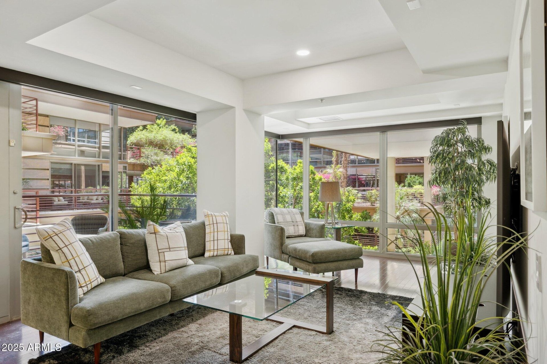 7151 E Rancho Vista Dr, #3001