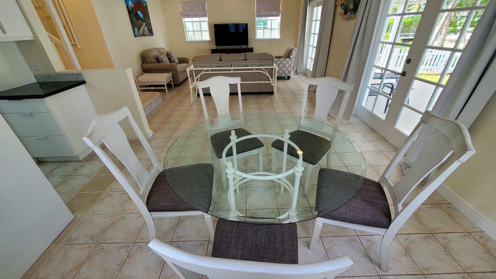 Sandyport | Expansive View Home 