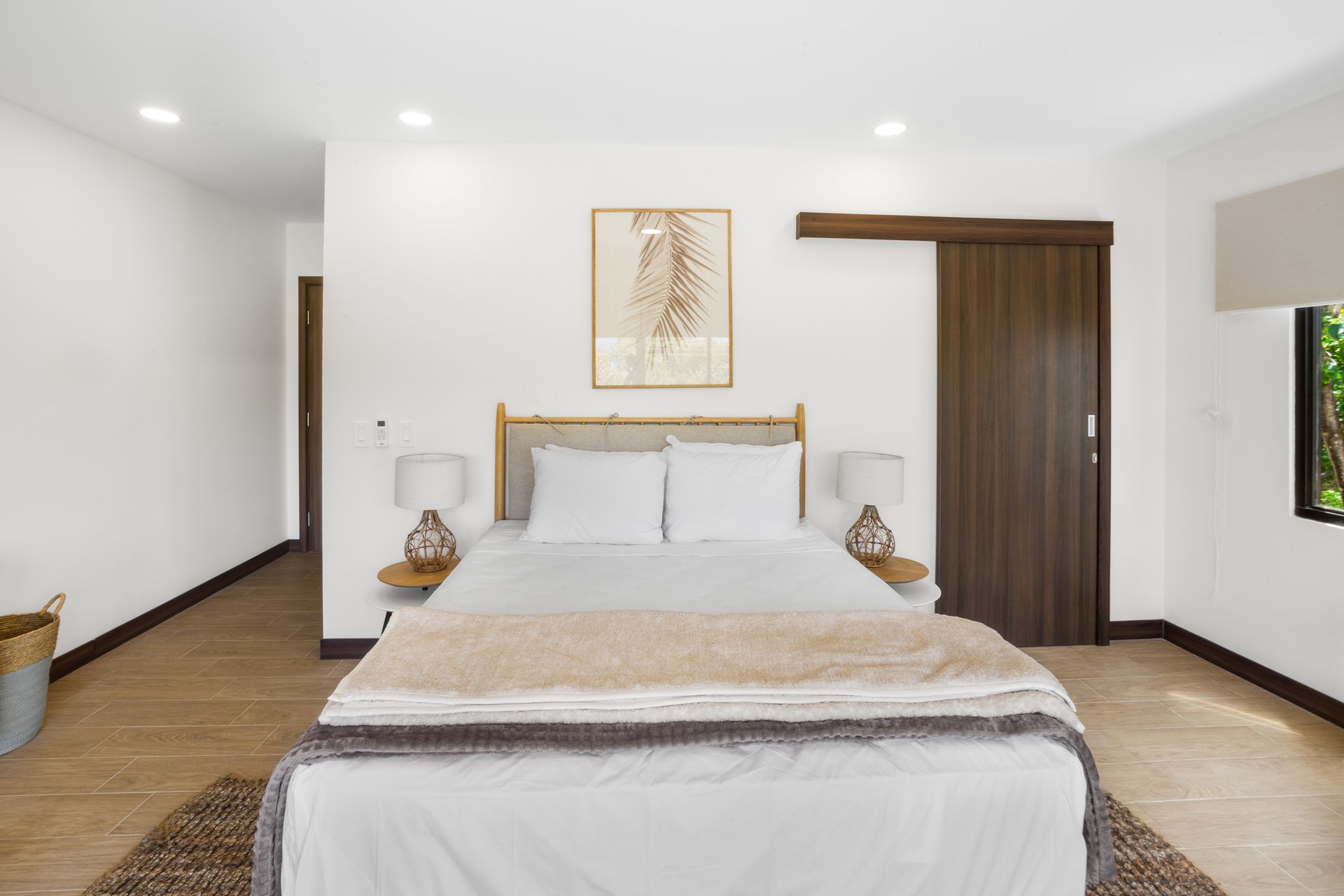 Flamingo Estates Luxury Home | Modern 4-Bed Retreat with Pool & Rooftop Terrace Near Beach & Marina
