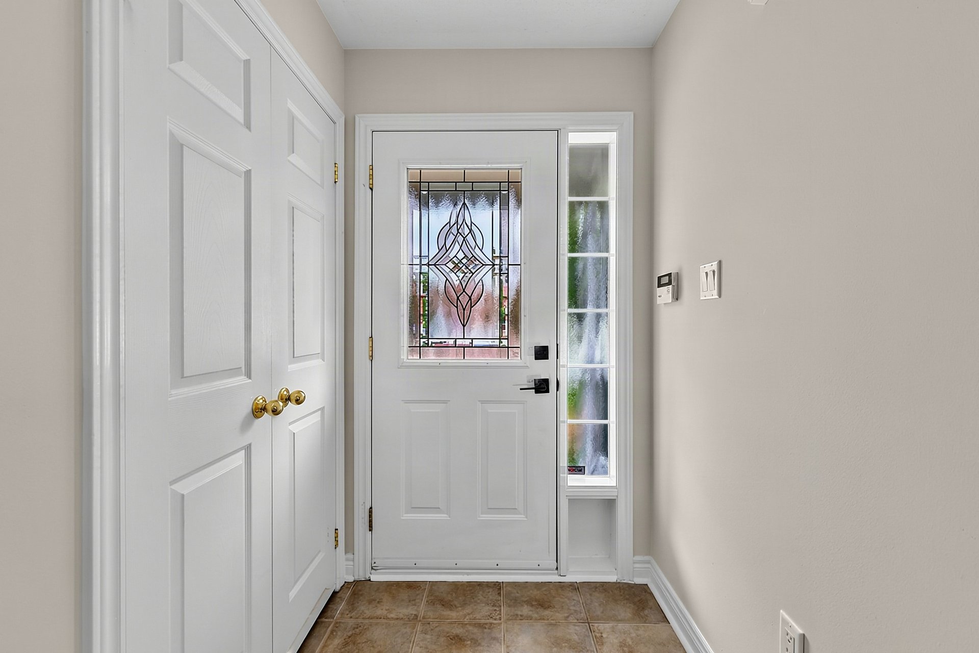 37 Rainbow Ct
