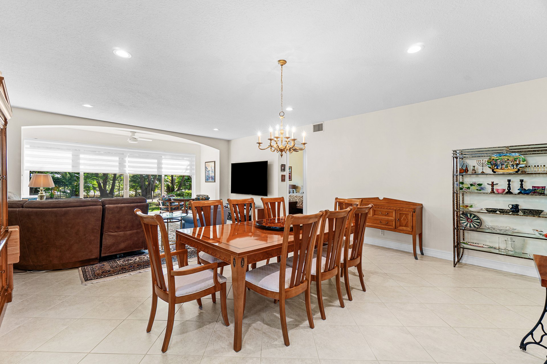 6200 Island Bend A