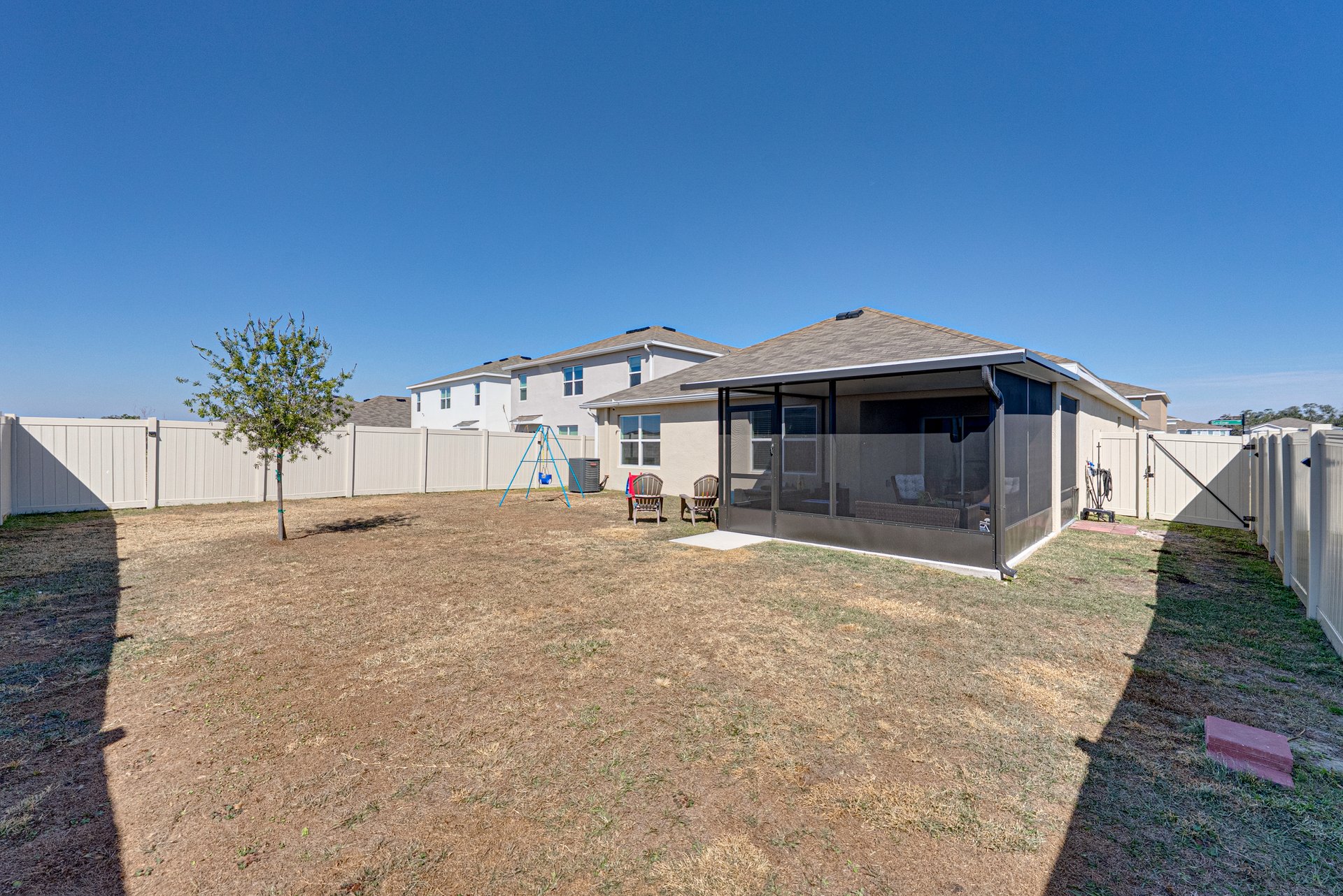 2741 GARDINER LN