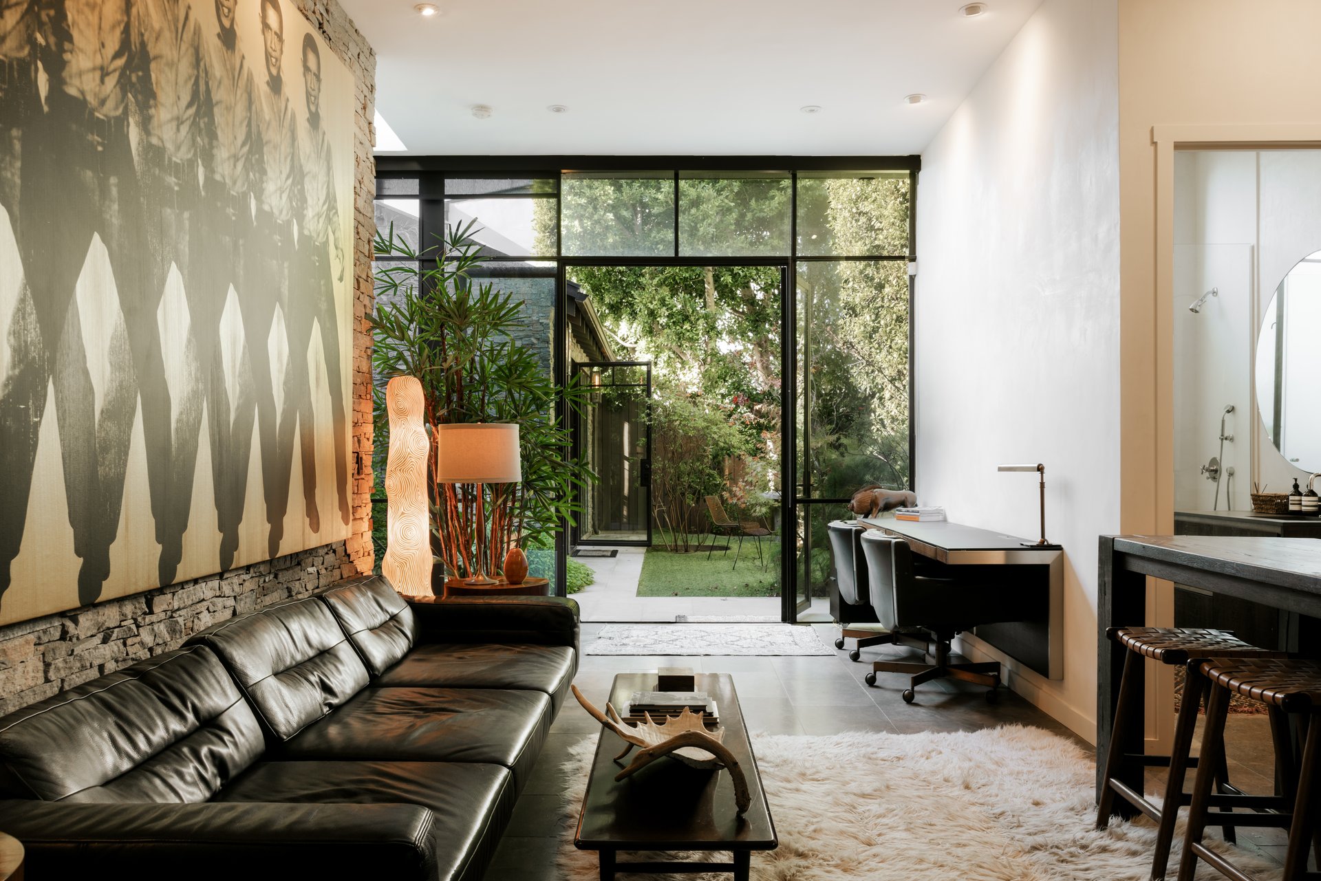 657 Milwood Ave, Venice 