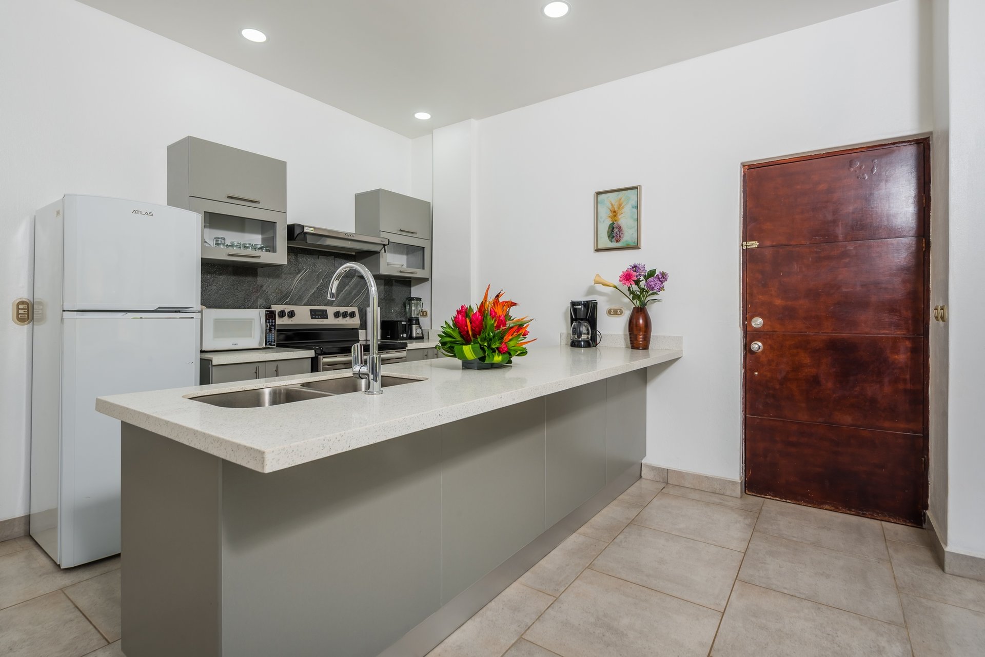 Portofino A4 | Renovated 2-Bed Condo Just 200m from Tamarindo Beach