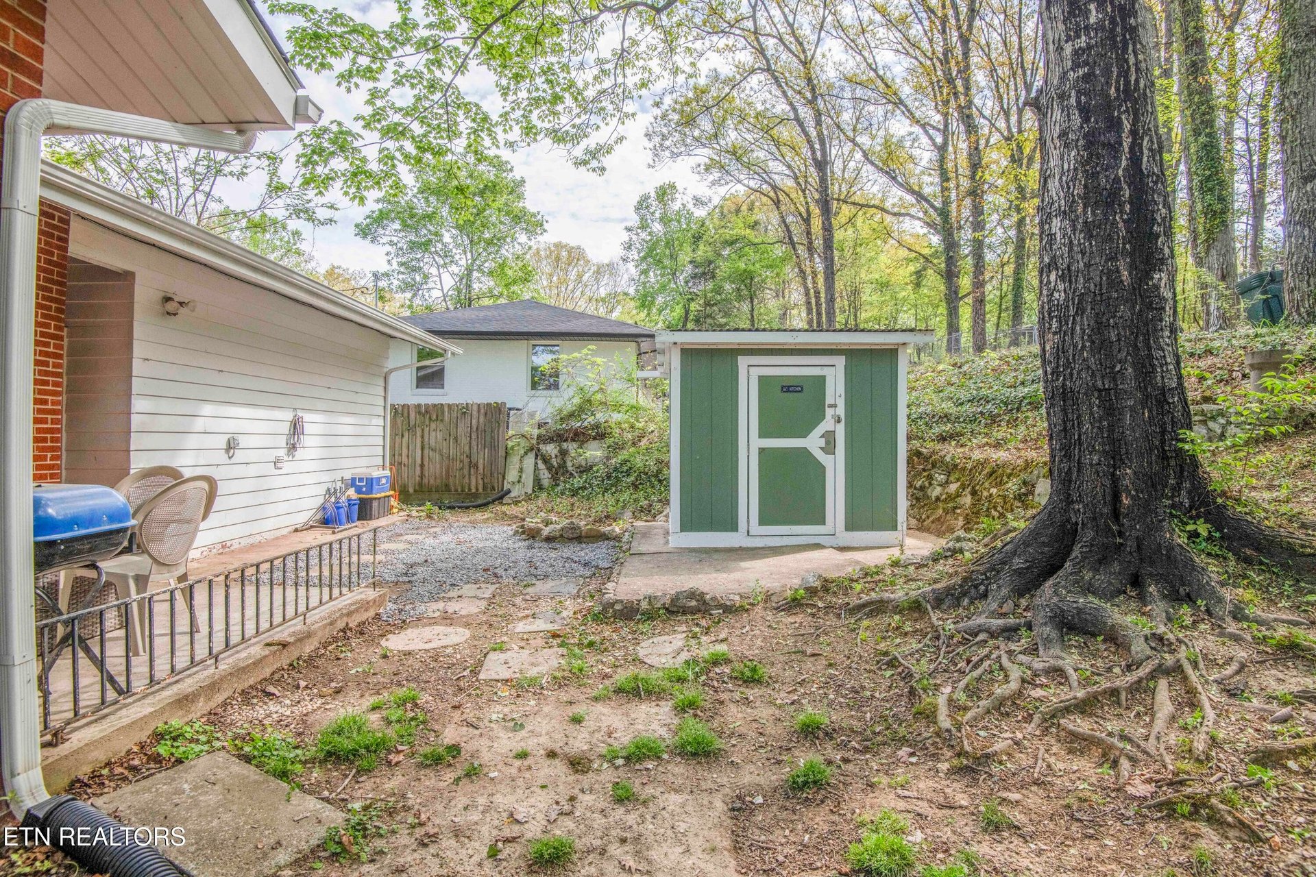 1212 Pilleaux Dr